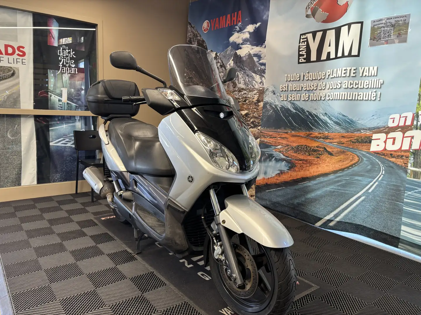 Yamaha X-Max 125 Blanc - 2