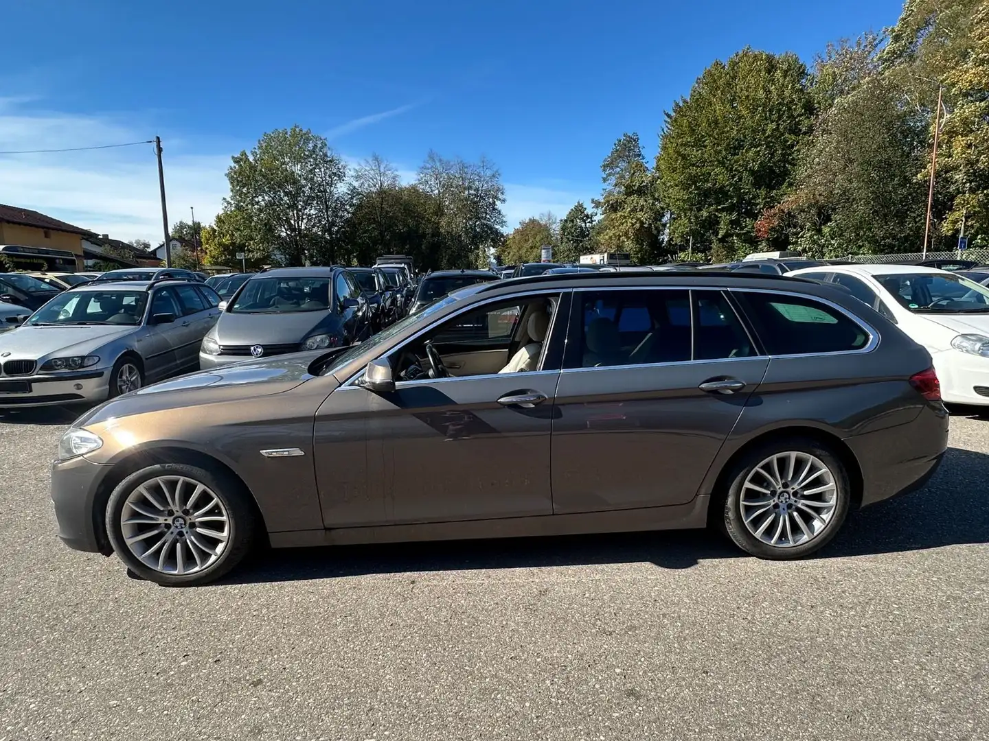 BMW 525 X.TÜV.DIGTACHO.PAN.AHK.NAVPROF.ACC. - 2