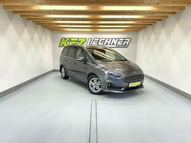 Ford Galaxy 2,0 EcoBl. Aut.''Titanium AWD''7SITZ*AHK*PANO