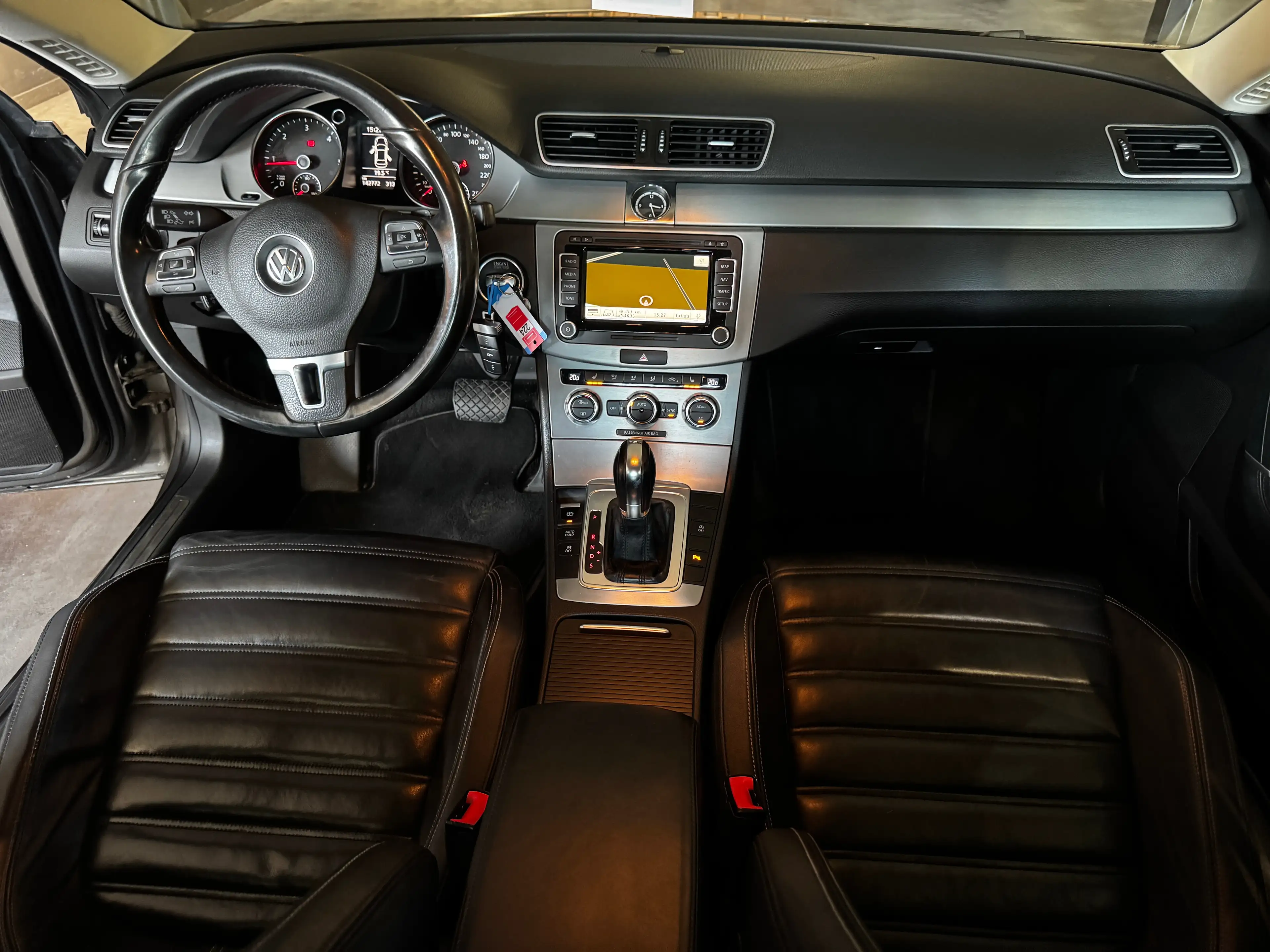 Volkswagen Passat CC 2.0 CR TDi BMT DSG | Xenon | Stoelverwarming | — photo 13