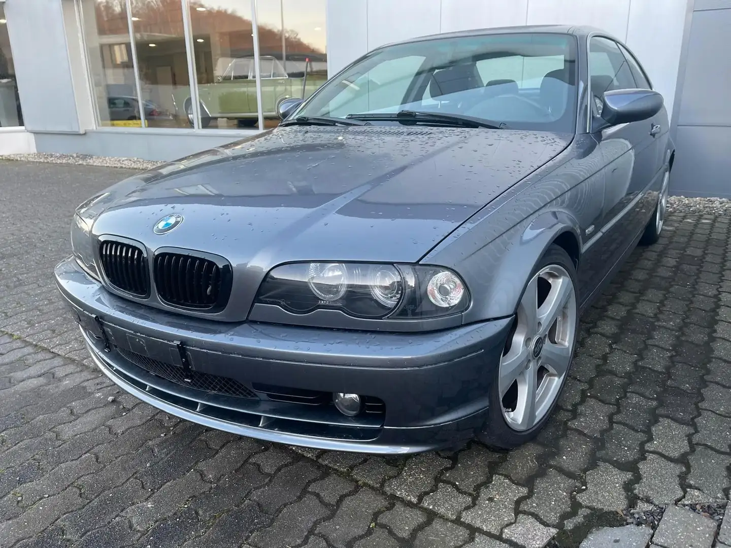 BMW 320 3 Coupe 320 Ci Grau - 2