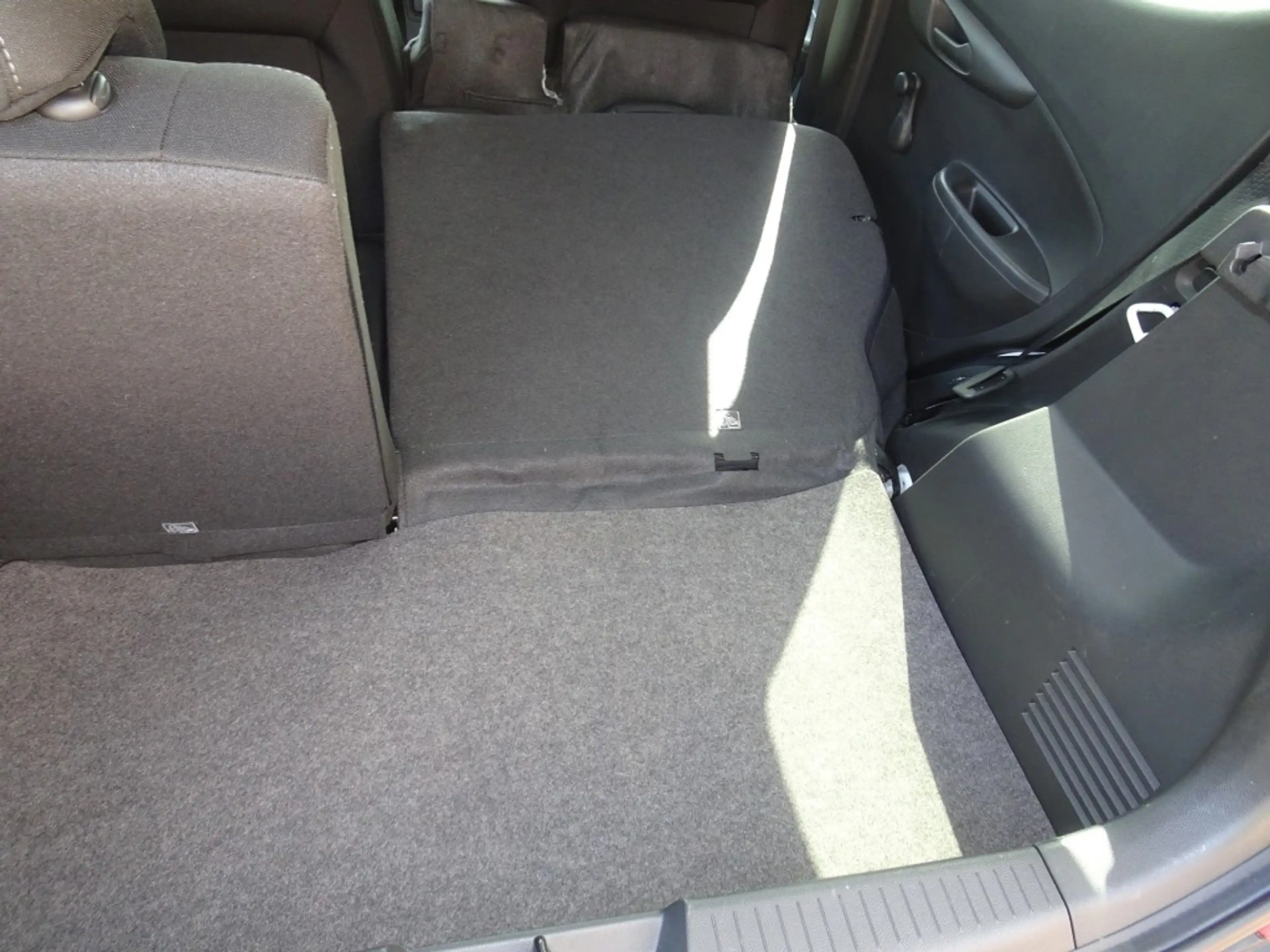 Opel Karl 1.0 ROCKS ONL. ED. — photo 14