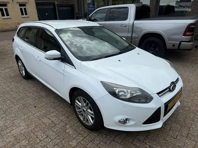 2013 Ford Focus in White for sale