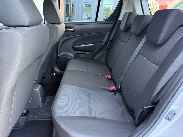 Suzuki Swift view 13
