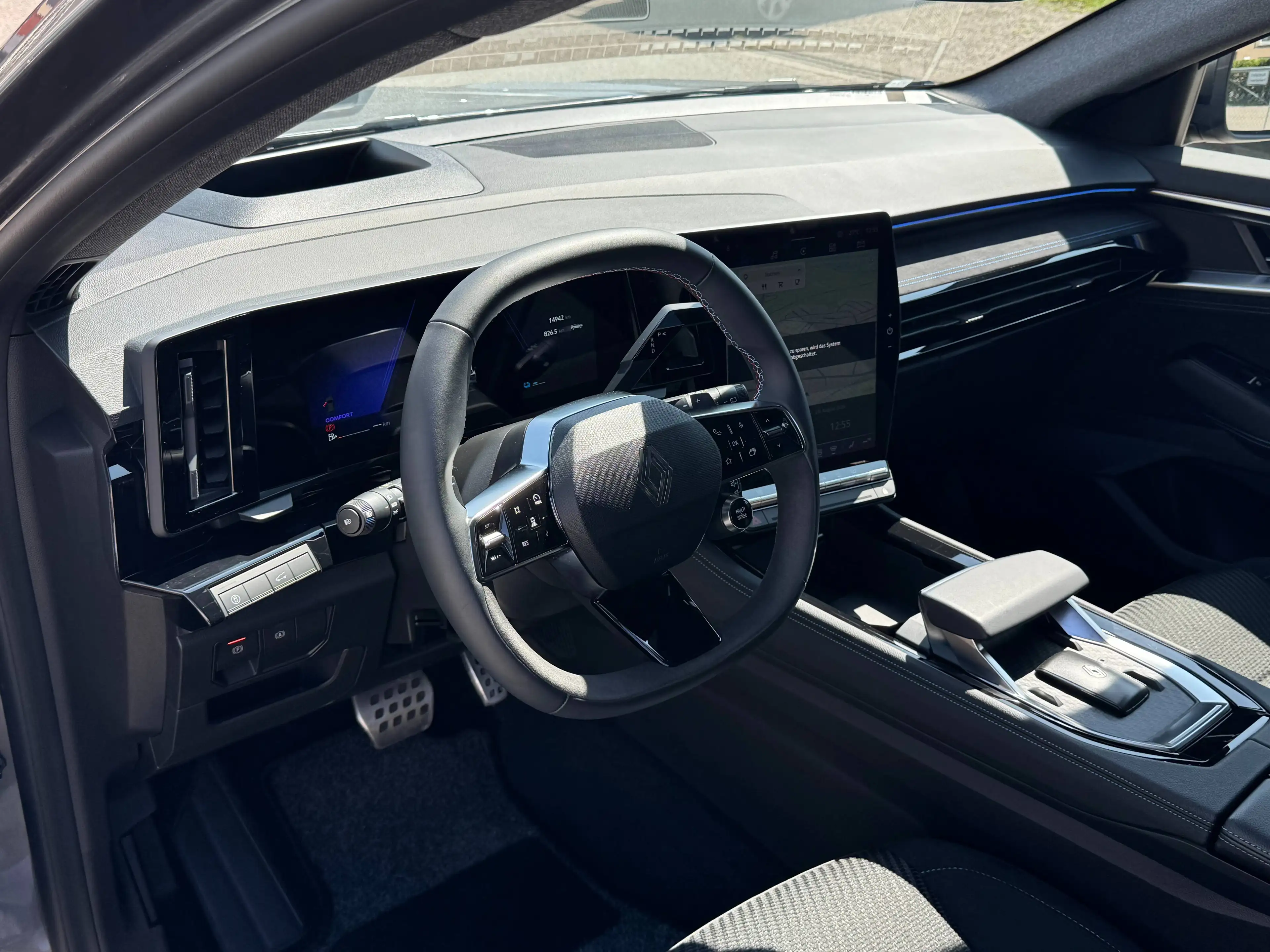 Renault Espace Esprit Alpine E-Tech Hybrid 5 Sitzer — photo 12
