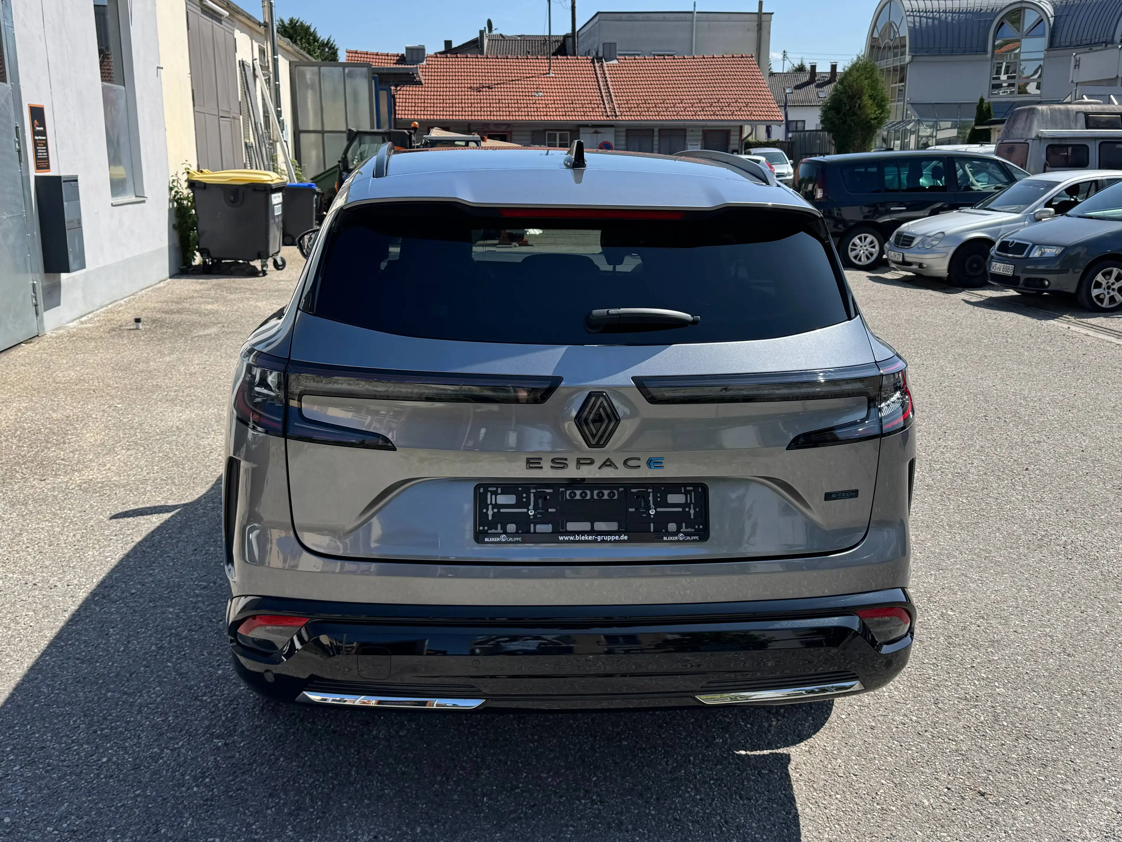 Renault Espace Esprit Alpine E-Tech Hybrid 5 Sitzer — photo 4