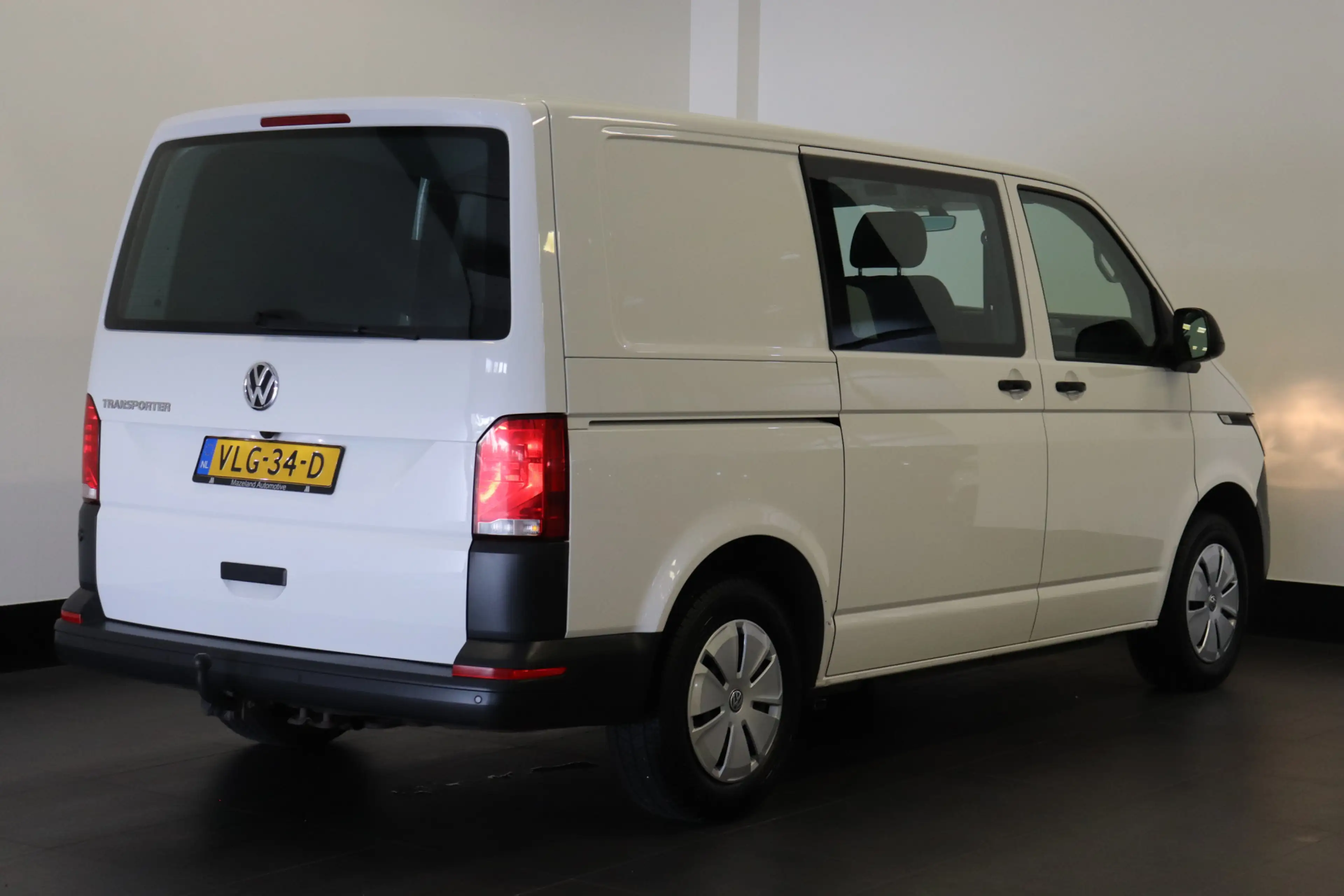 Volkswagen T6.1 Transporter 2.0 TDI 150PK Automaat Dubbele Cabine EURO 6 - Air — photo 2