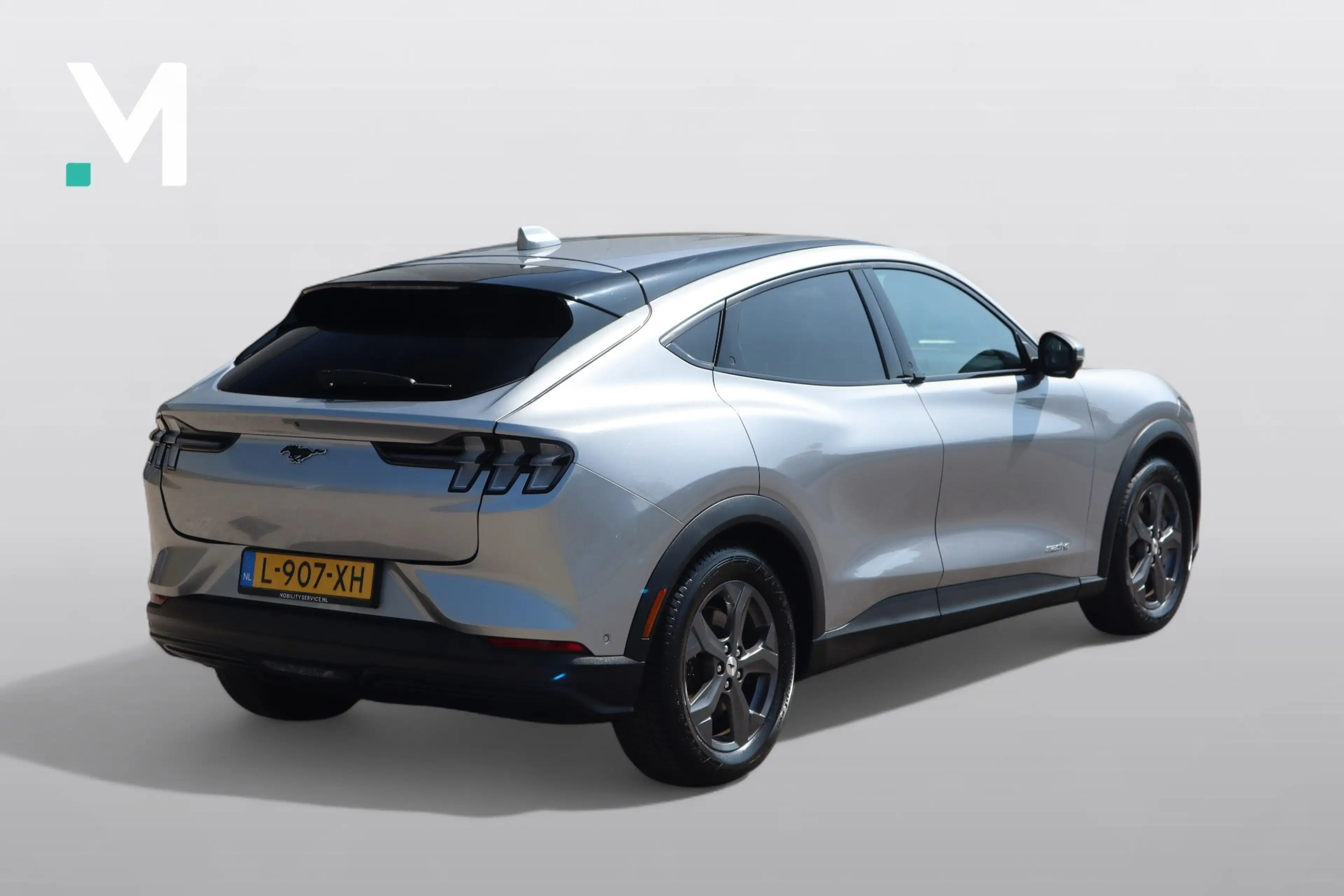Ford Mustang Mach-E RWD 75 kWh SOH93% Leder LED ACC CarPlay — photo 3