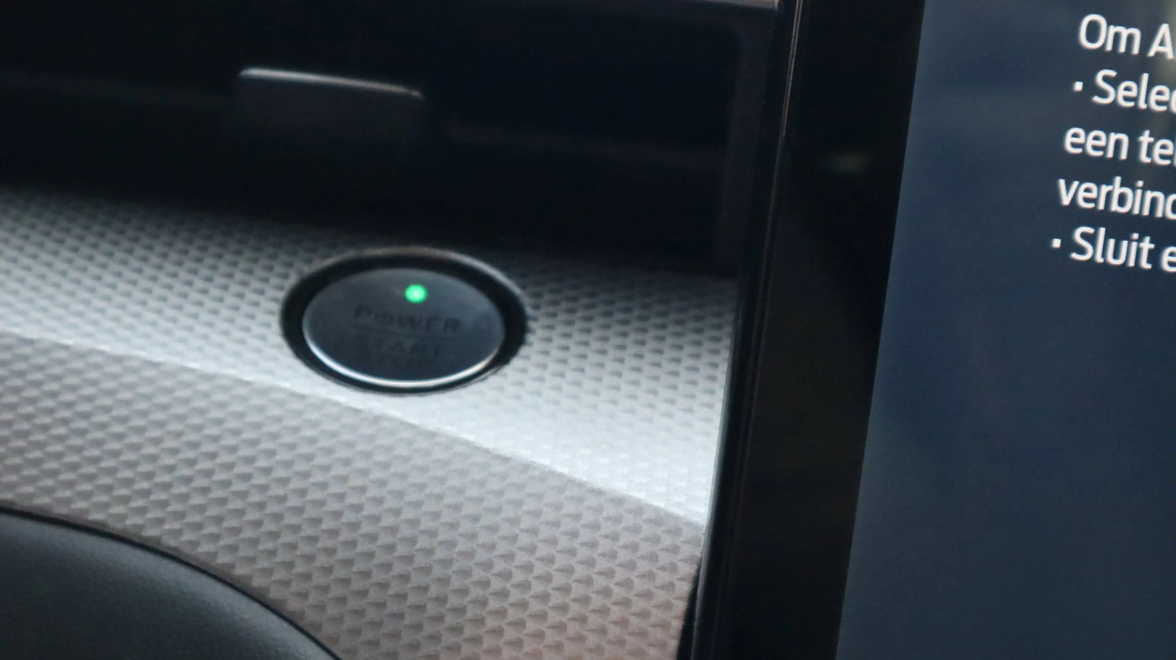 Ford Mustang Mach-E RWD 75 kWh SOH93% Leder LED ACC CarPlay — photo 26