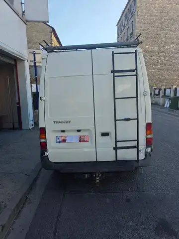Ford Transit view 4