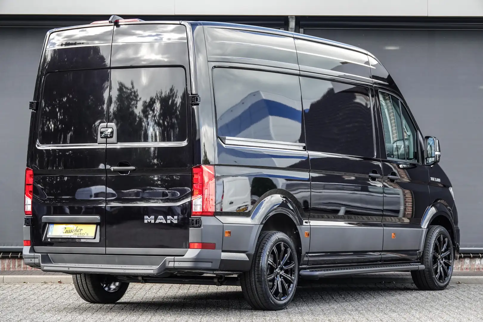 MAN TGE 35 | 177Pk Aut. | 3.180 | L3H3 | 2x schuifdeur | 1 Black - 2