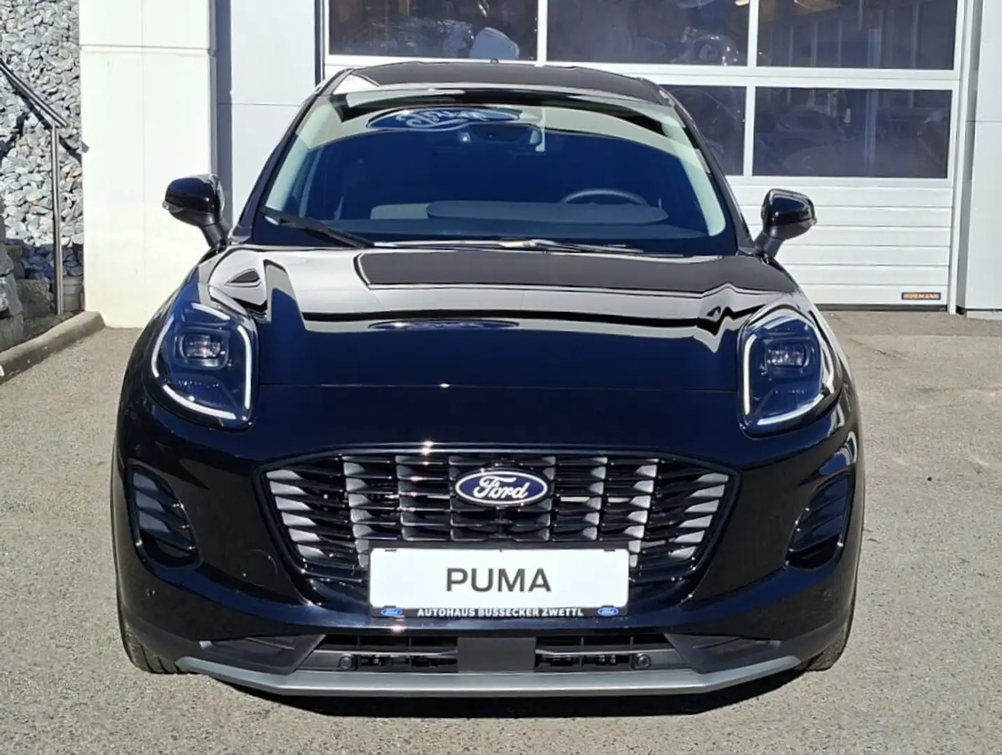 Ford Puma 1,0 EcoBoost Hybrid Titanium Schwarz - 2