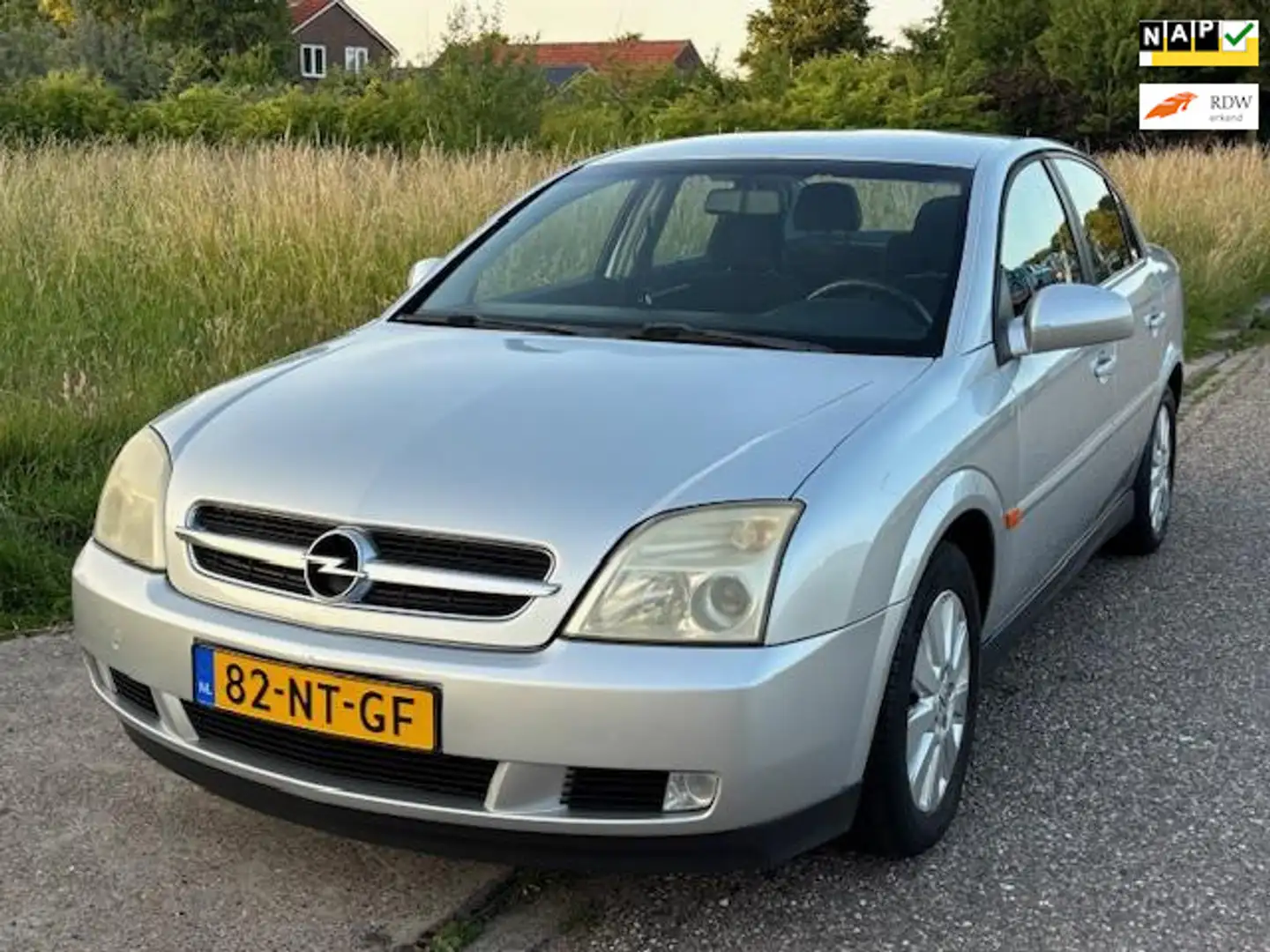 Opel Vectra 2.2-16V Elegance ECC Audio/CD Electr. pakket LMV 1 Grau - 1