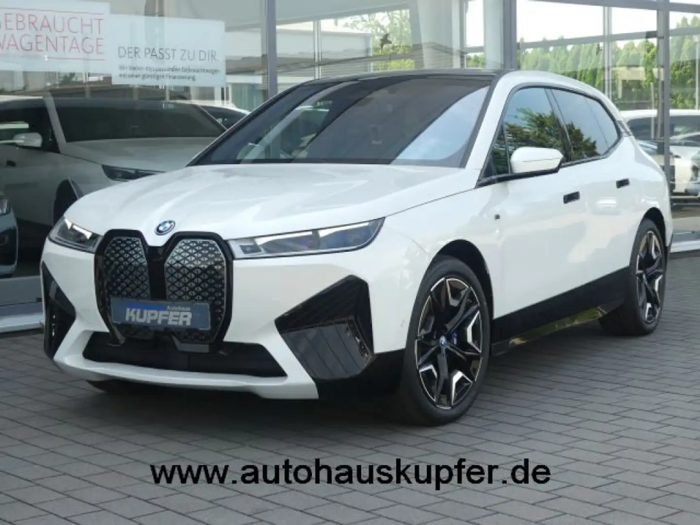 BMW iX M60 Sportpak.AHK°22-LASER°PANO°Massage°Bow&W Weiß - 1
