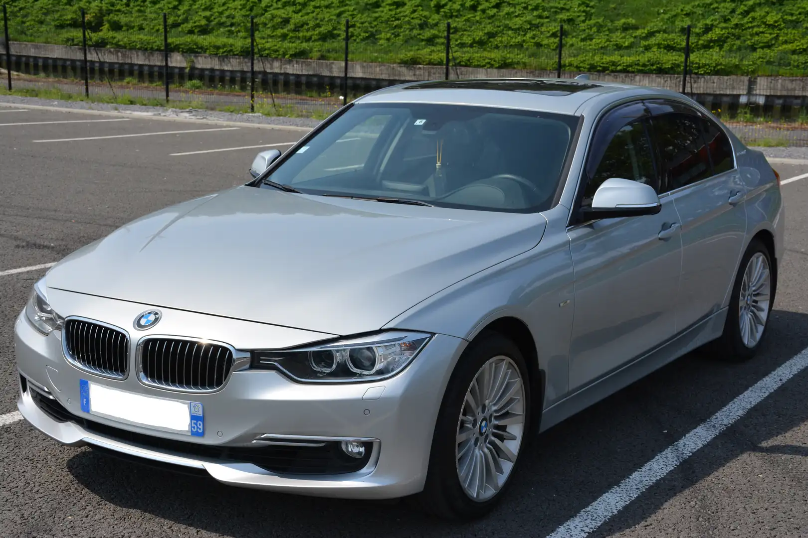 BMW Active Hybrid 3 ActiveHybrid 3 340 ch Luxury A Grijs - 1