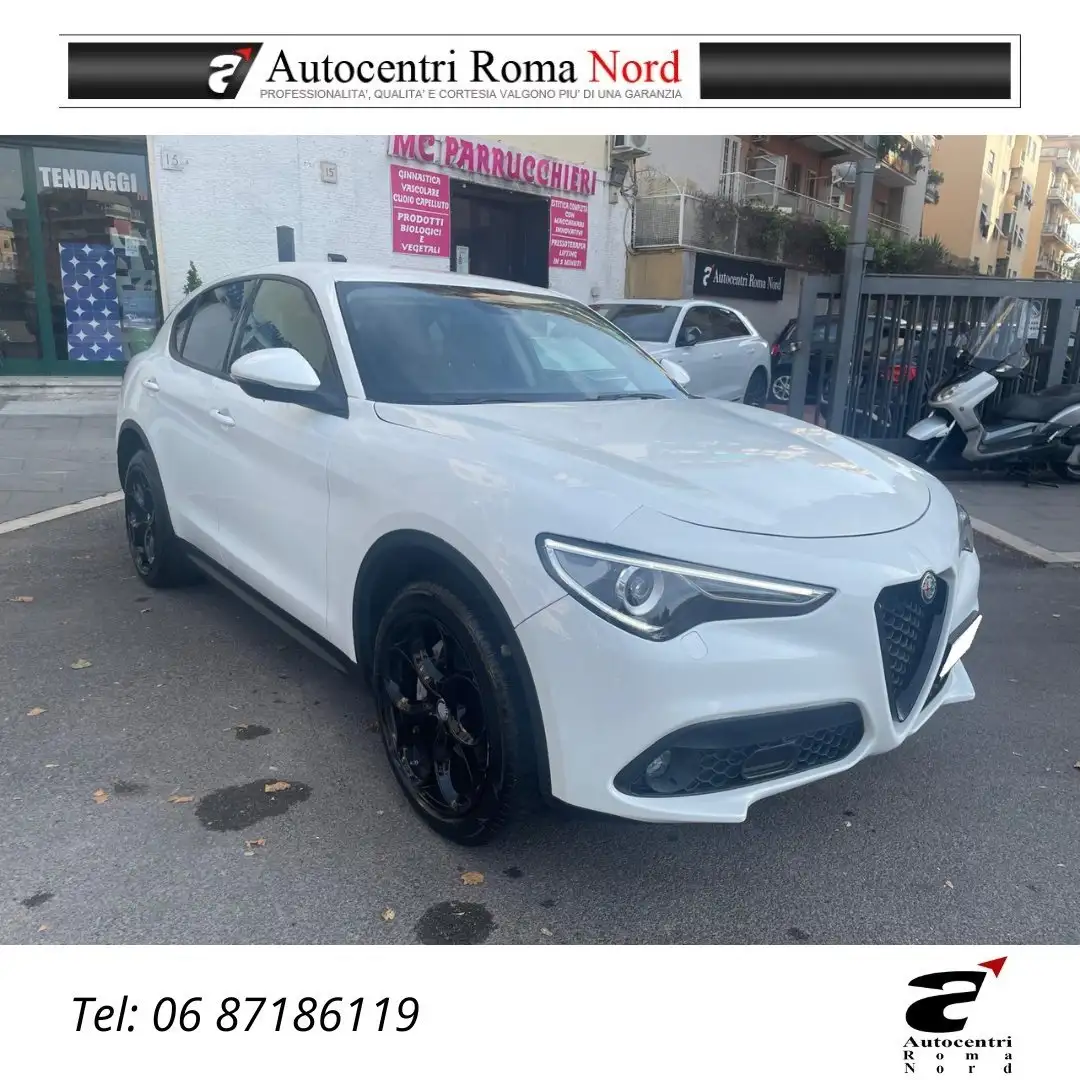 Alfa Romeo Stelvio Stelvio 2.2 t Business Q4 190cv auto my19 Bianco - 1