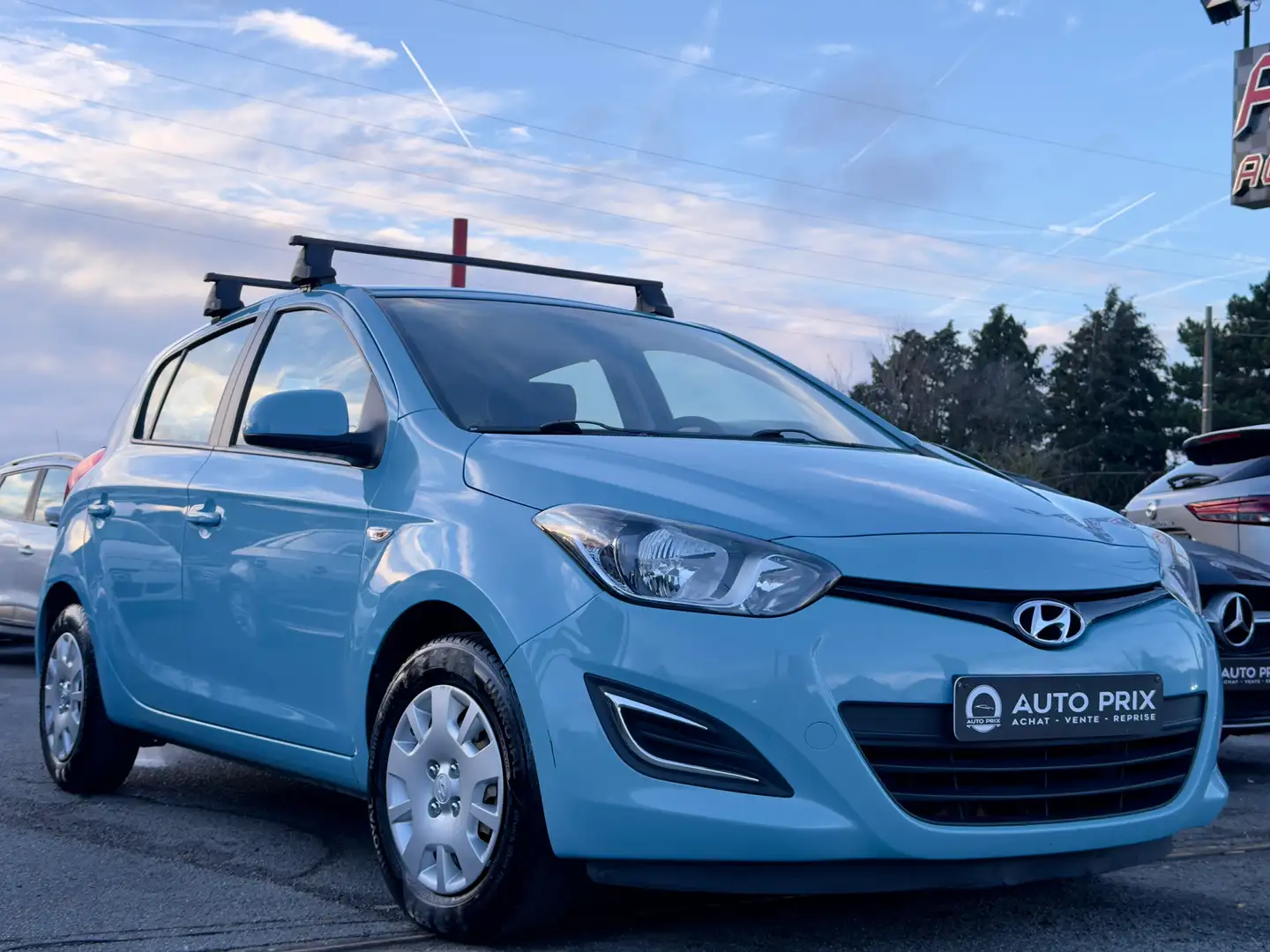 Hyundai i20 1.2i City Clim PDC 1Er Main Euro 5b Bleu - 2