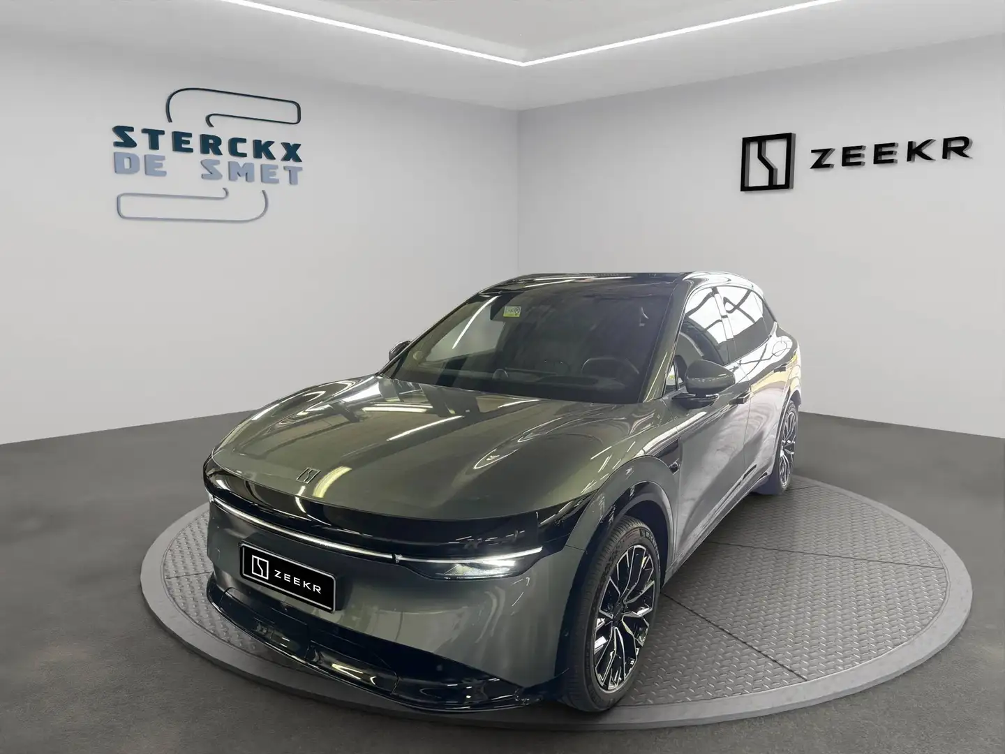 Zeekr 7X 7X 100 kWh RWD Long Range Grau - 1