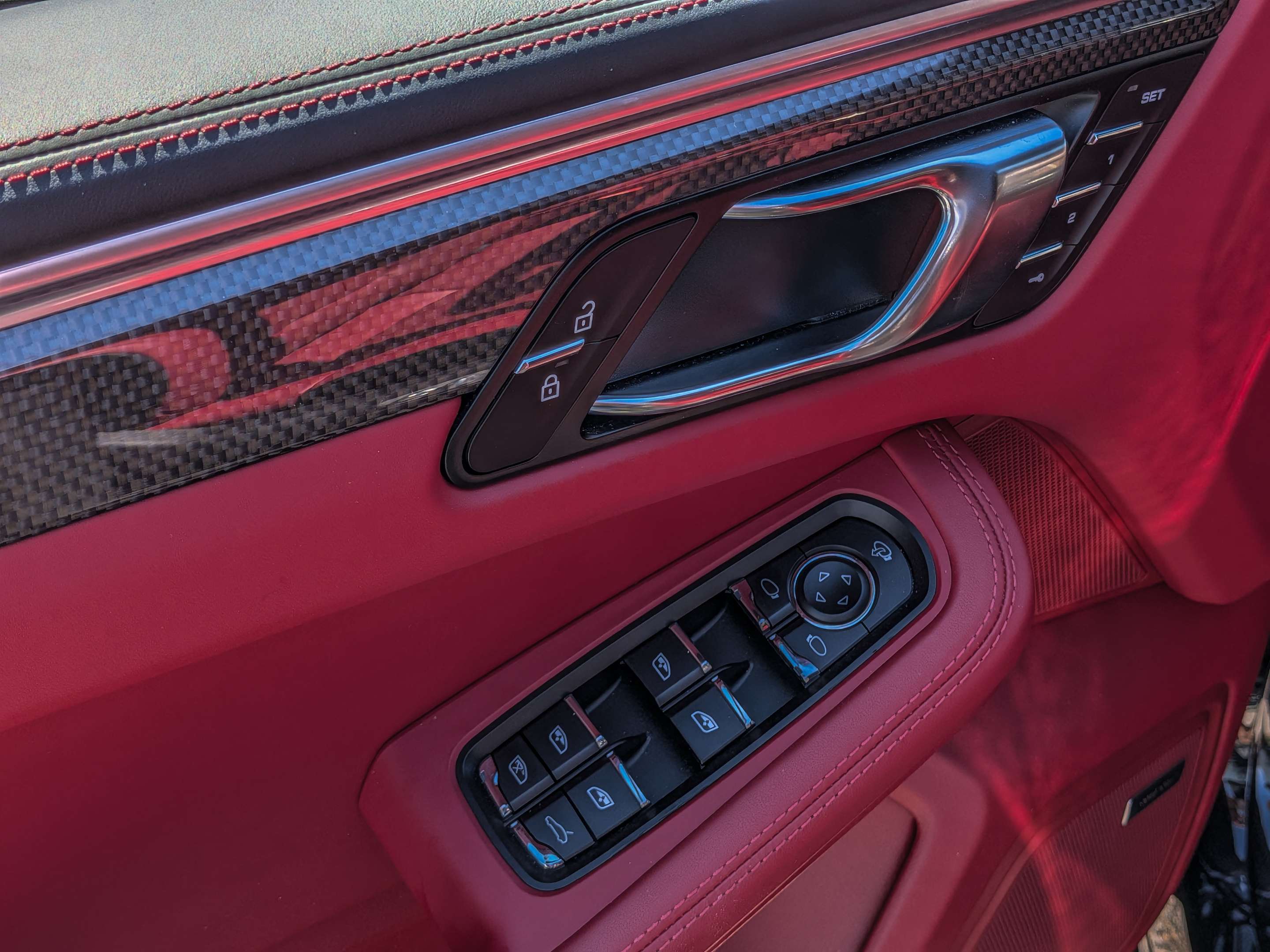 2024 Porsche Macan GTS AWD thumb 11