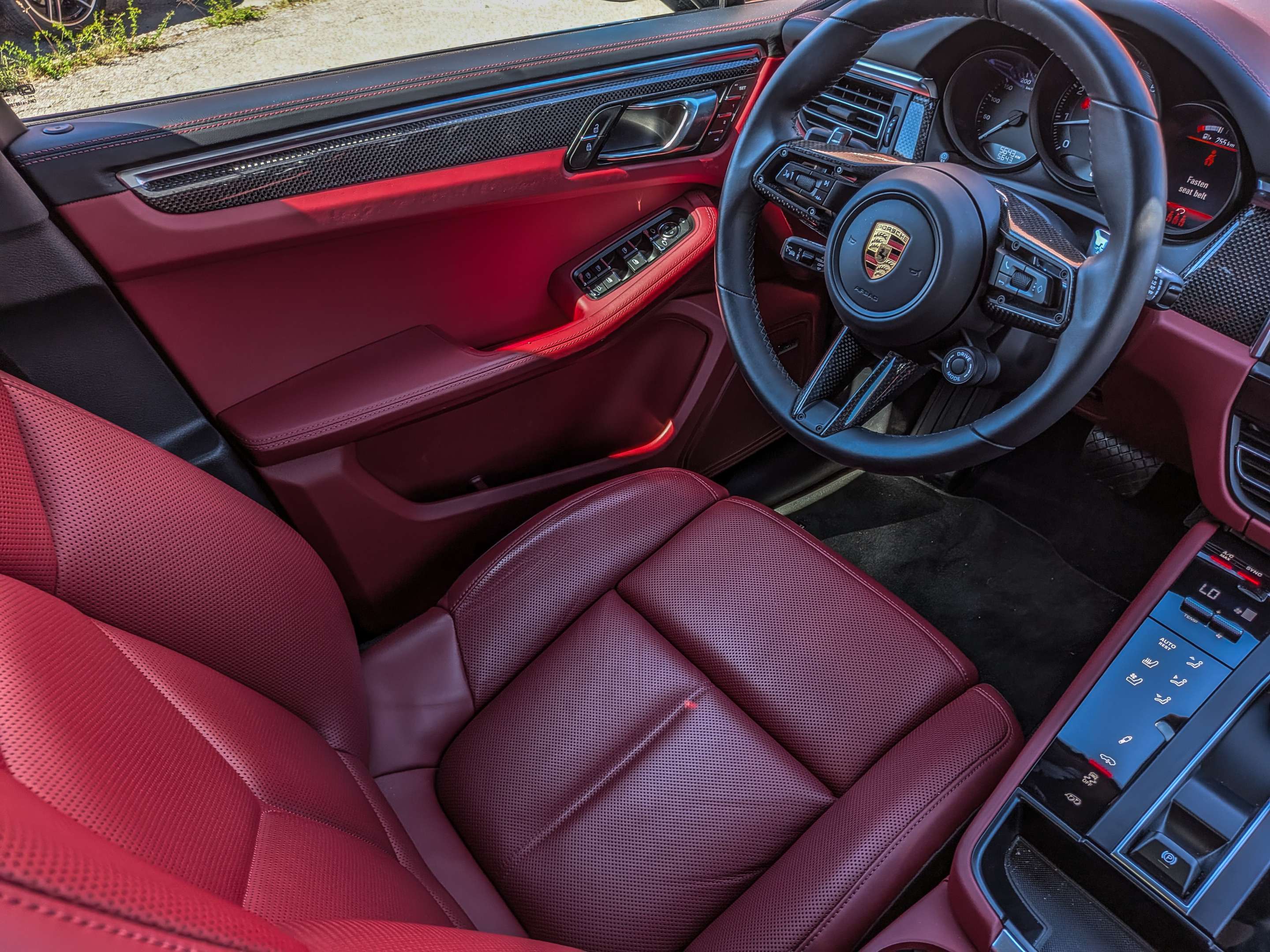 2024 Porsche Macan GTS AWD thumb 15