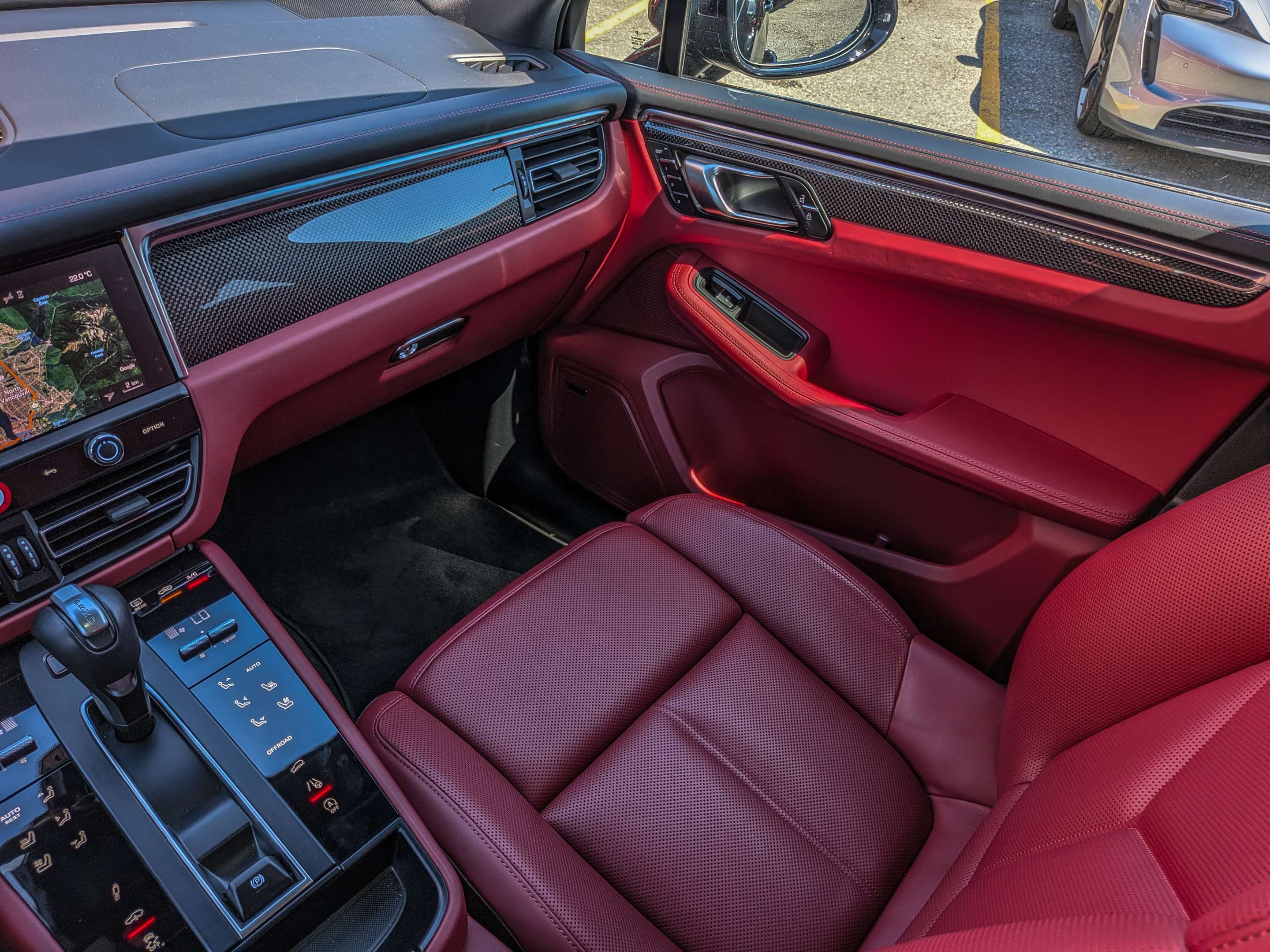 2024 Porsche Macan GTS AWD thumb 17