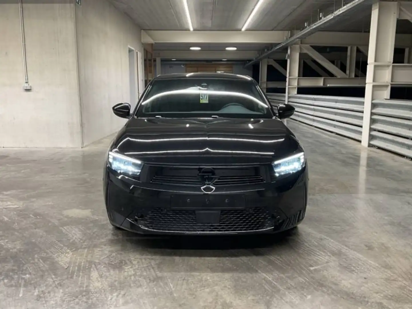 Opel Corsa 6 1.2 55kW S/S GS Zwart - 2