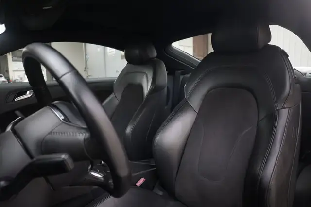 Audi TT view 14