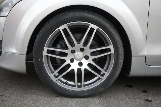 Audi TT view 5