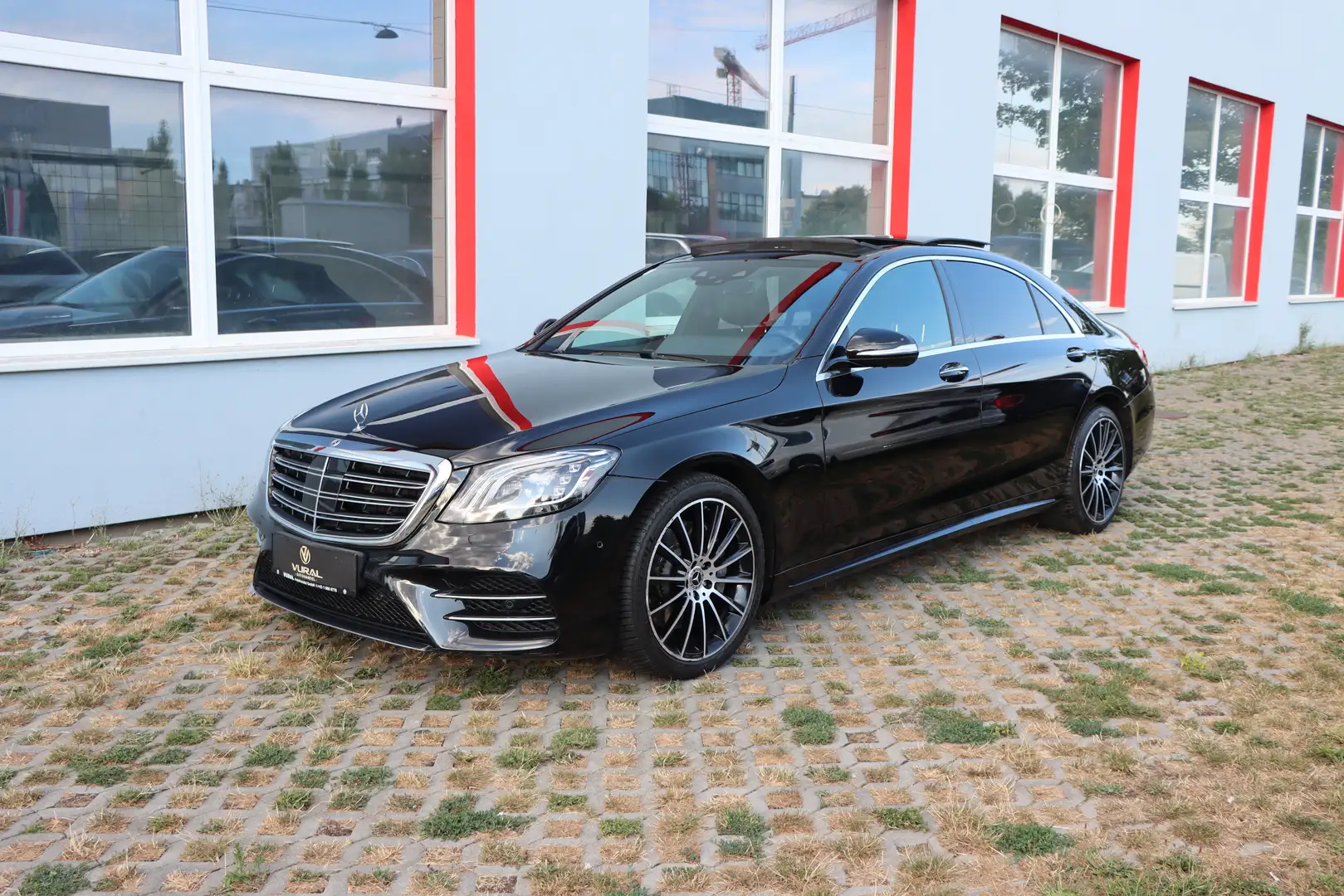 Mercedes-Benz S 350 d 4Matic L AMG Line | Panorama | 360° Kamera | Schwarz - 2