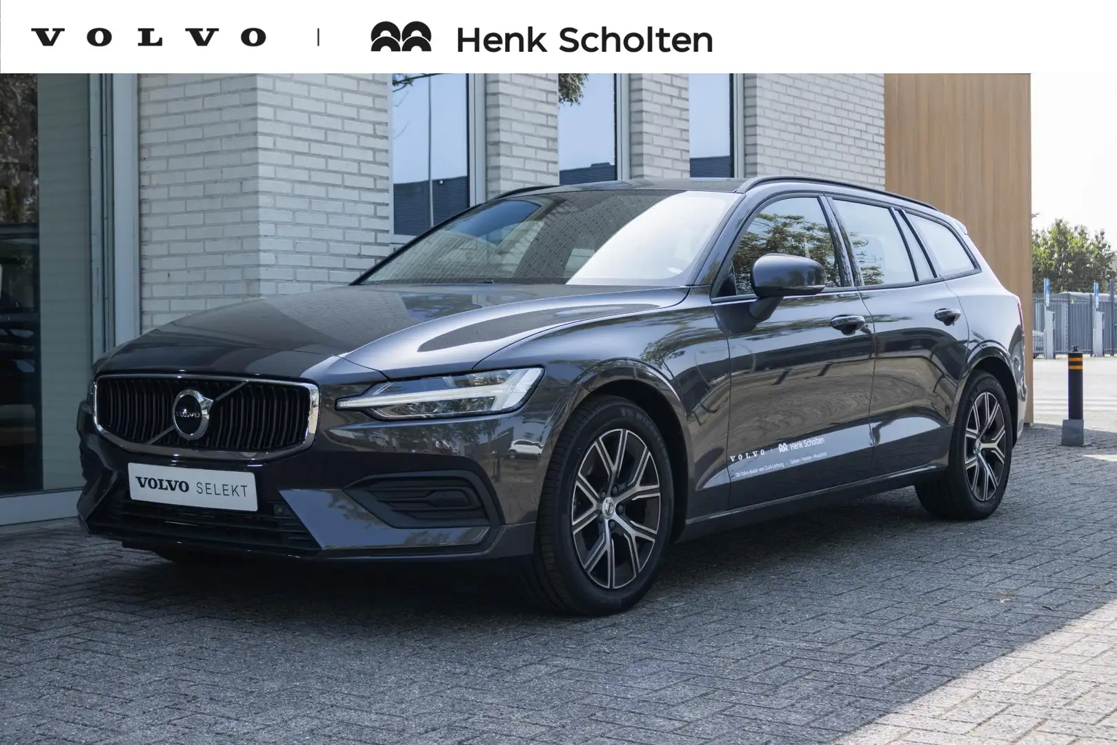 Volvo V60 B3 MILD HYBRID AUT. ESSENTIAL | Google Maps naviga Gris - 1