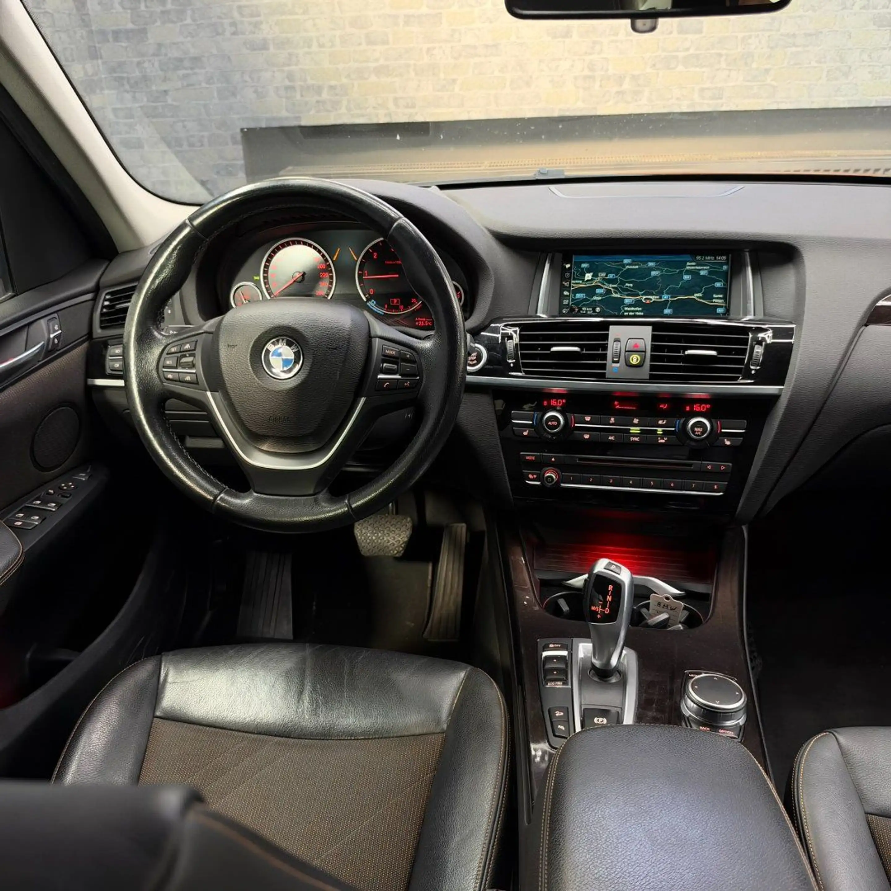 BMW X3 xDrive 20d xDrive xLine — photo 10