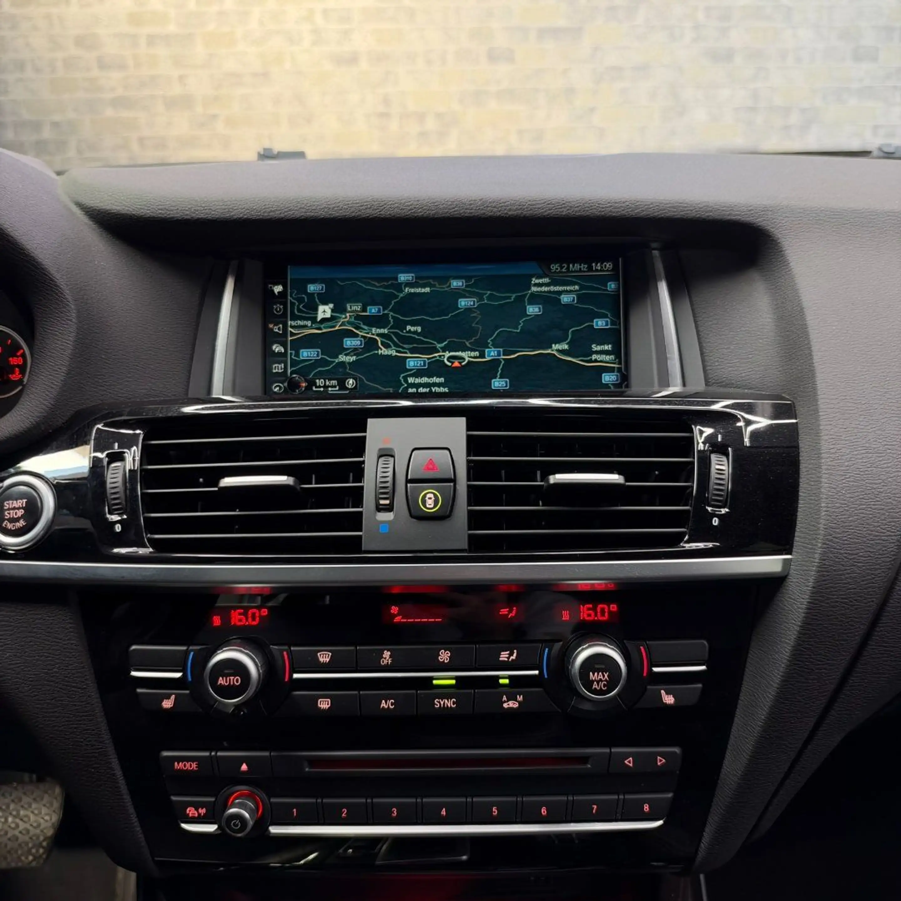 BMW X3 xDrive 20d xDrive xLine — photo 11