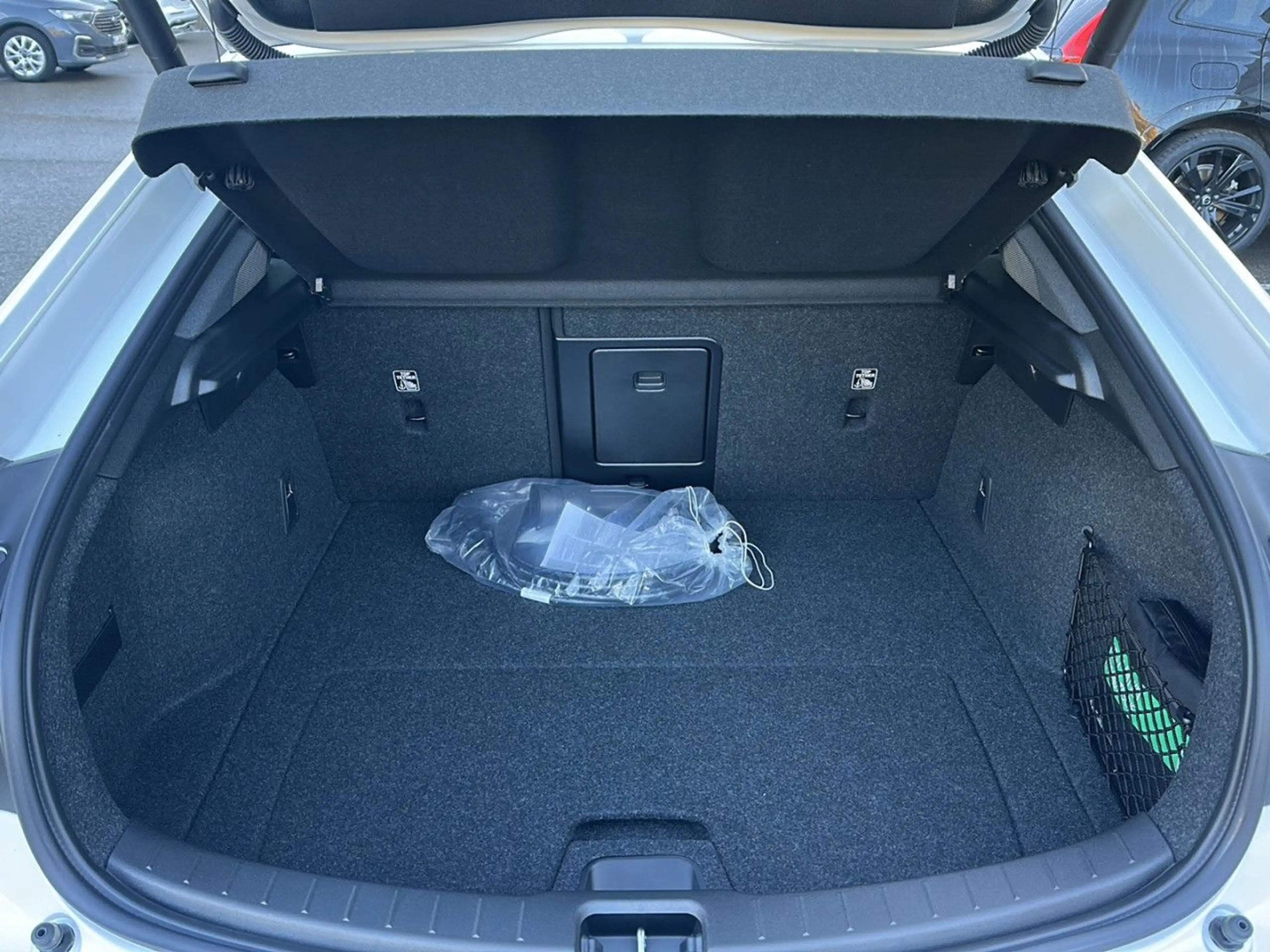 Polestar 2 Long Range Single Bluetooth Navi LED Klima — photo 23