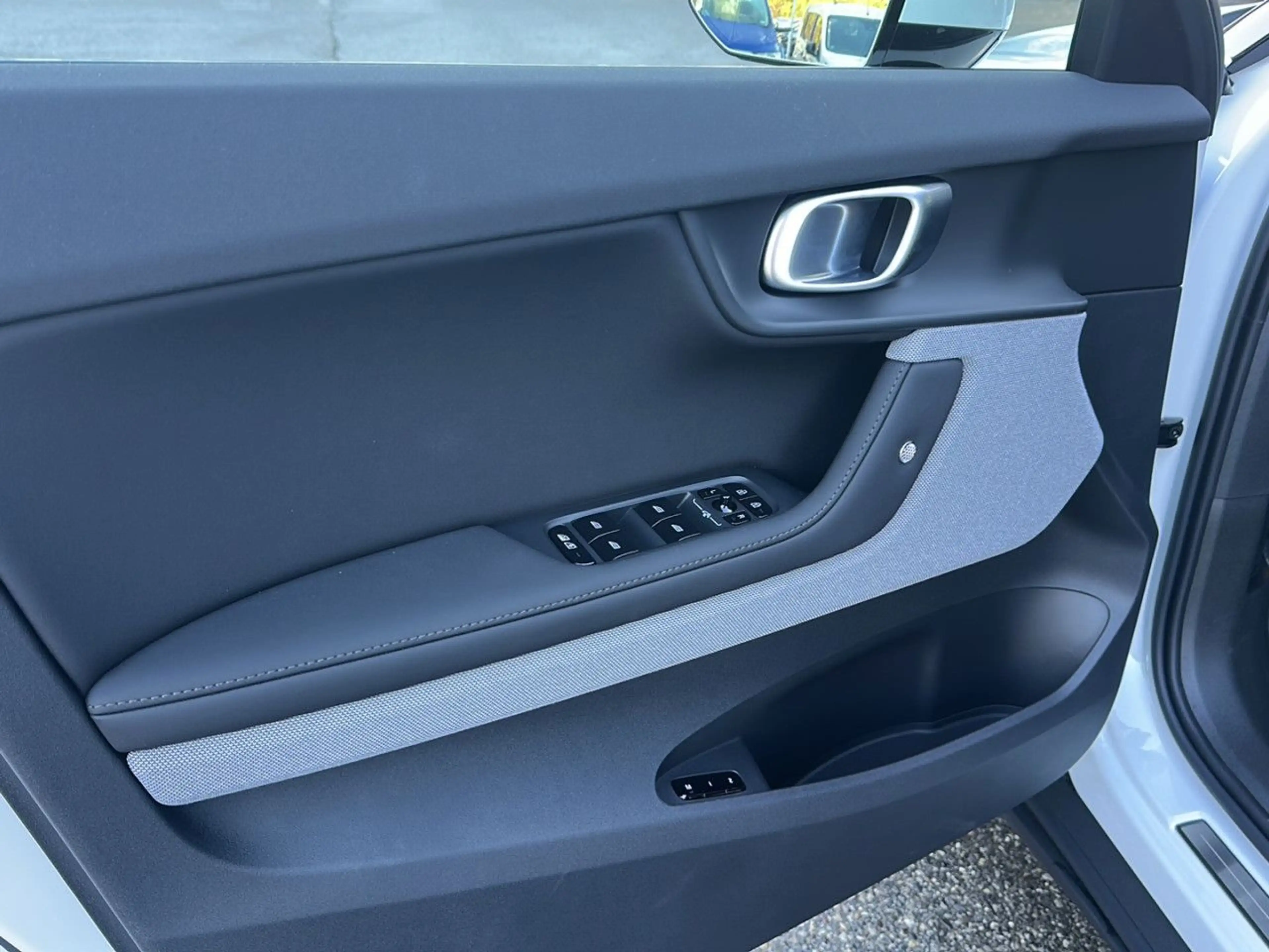 Polestar 2 Long Range Single Bluetooth Navi LED Klima — photo 9