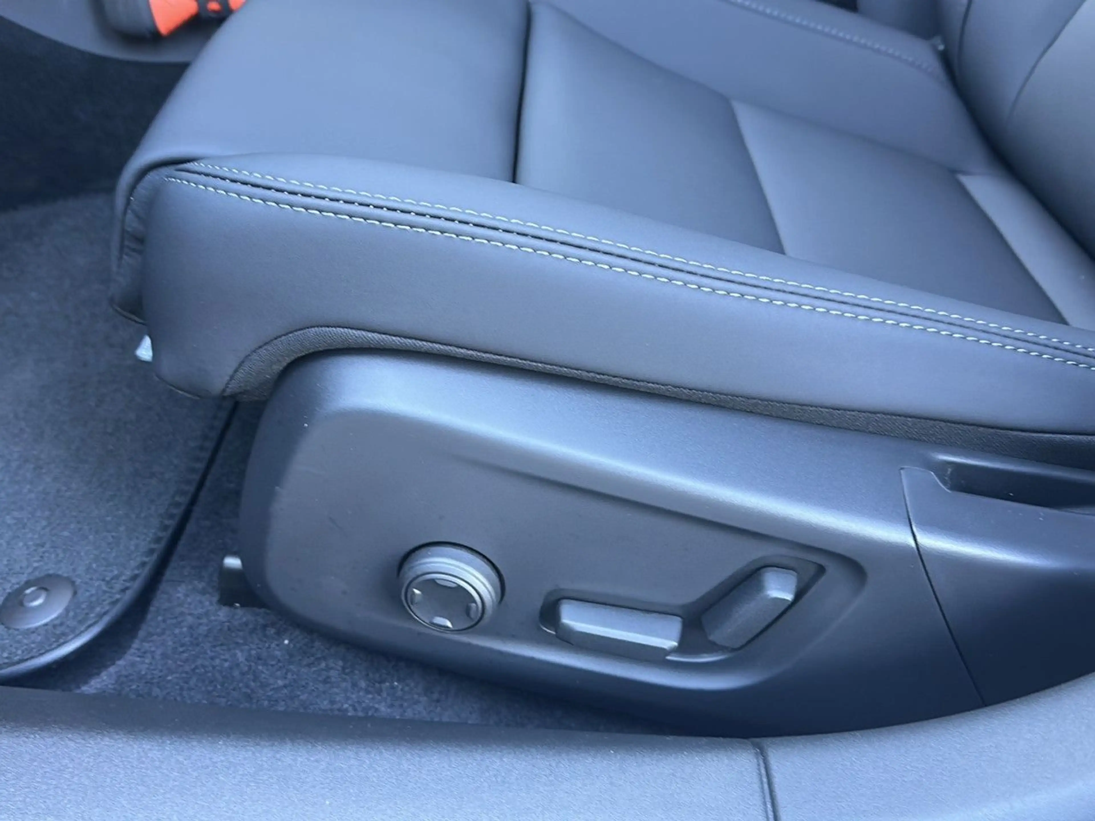 Polestar 2 Long Range Single Bluetooth Navi LED Klima — photo 25