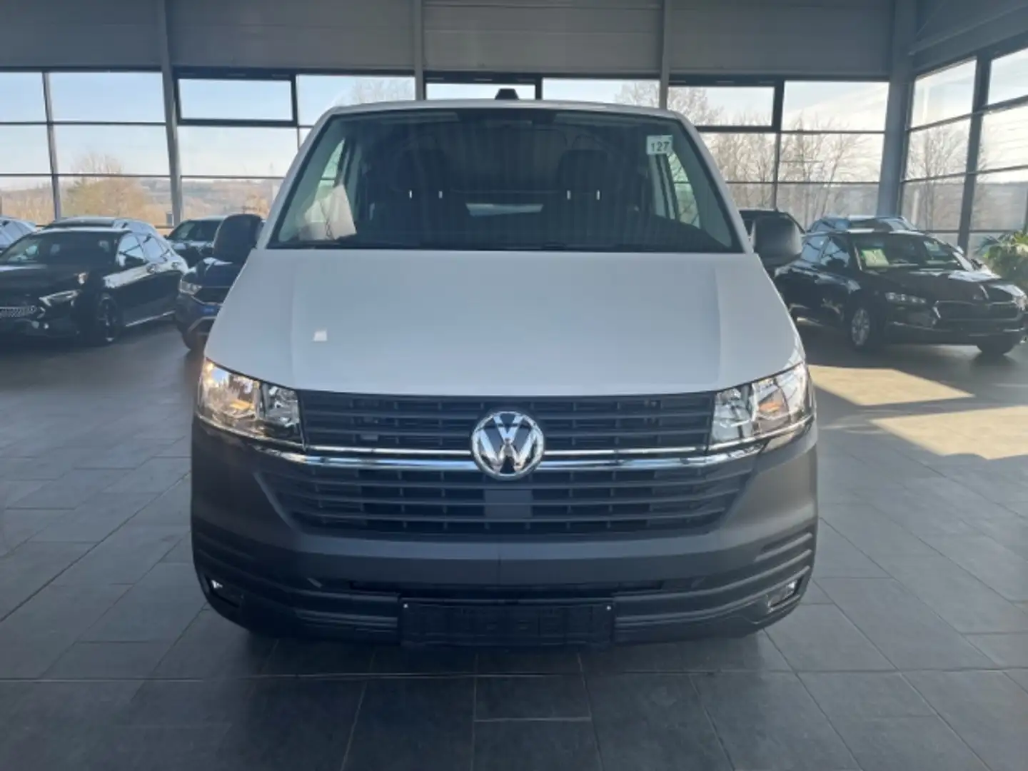 Volkswagen T6.1 Transporter 2.0 TDI Klima DAB PDC APP Connect Notbremsass.Berg Alb - 2