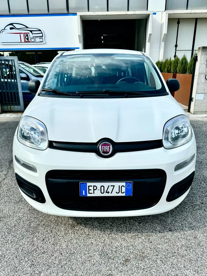 Fiat Panda 1.3 mjt NEOPATENTE 5 PORTE GARANZIA TCARS Bianco - 2