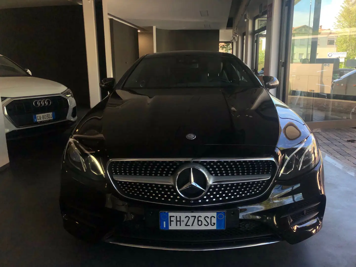 Mercedes-Benz E 220 Coupe d AMG Line auto Black - 2