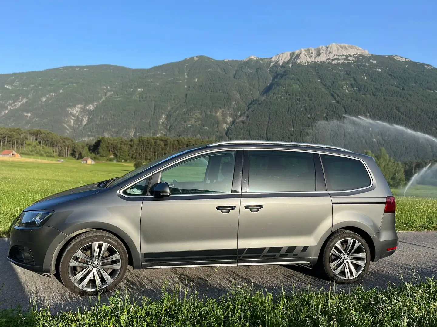 SEAT Alhambra Alhambra FR 2,0 TDI DSG 4WD FR - Pickerl Neu! Grau - 2