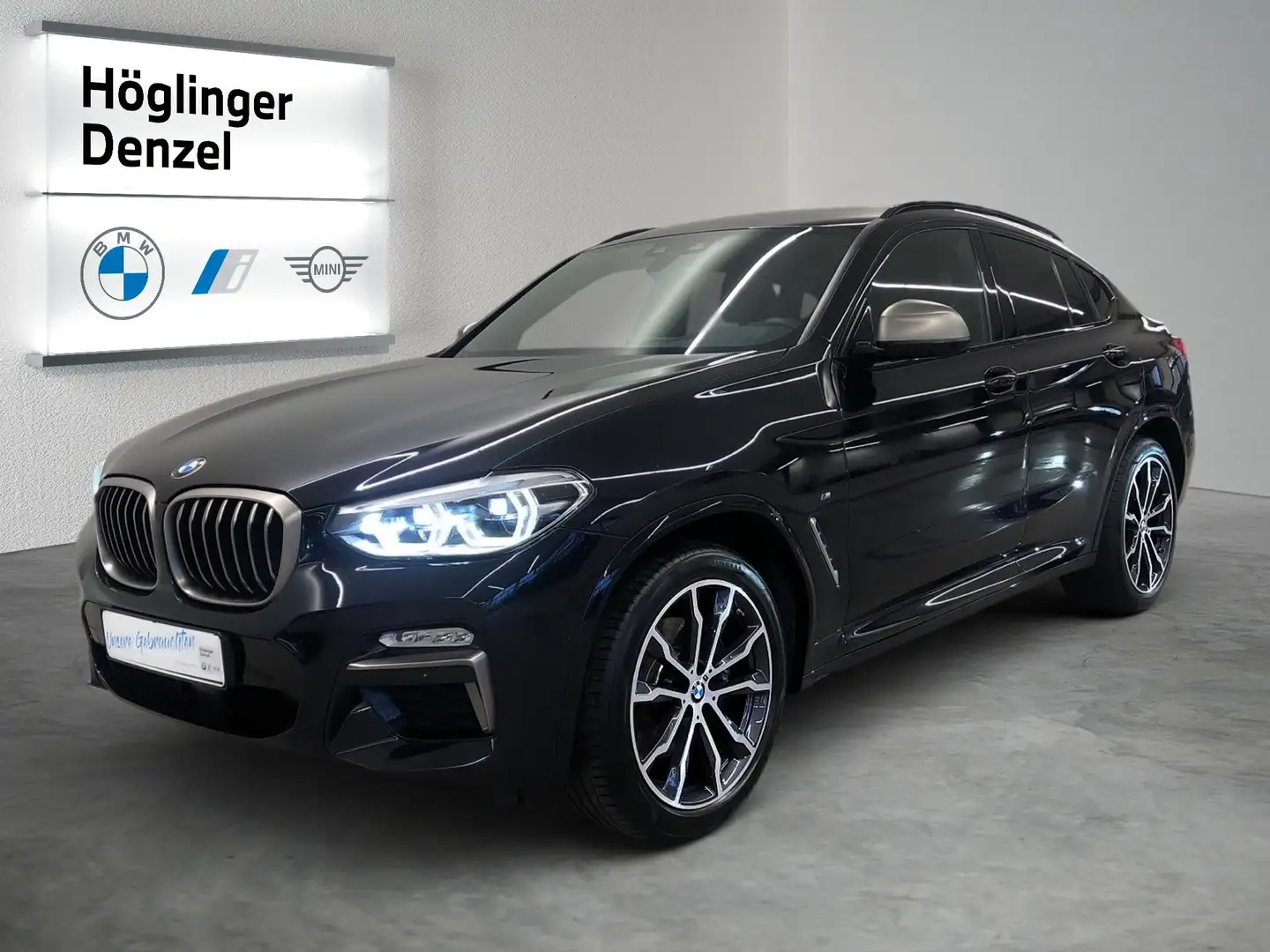 BMW X4 M40d Schwarz - 2