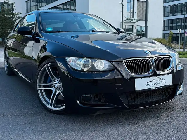 BMW 3 Series view 2