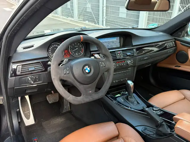 BMW 3 Series view 9