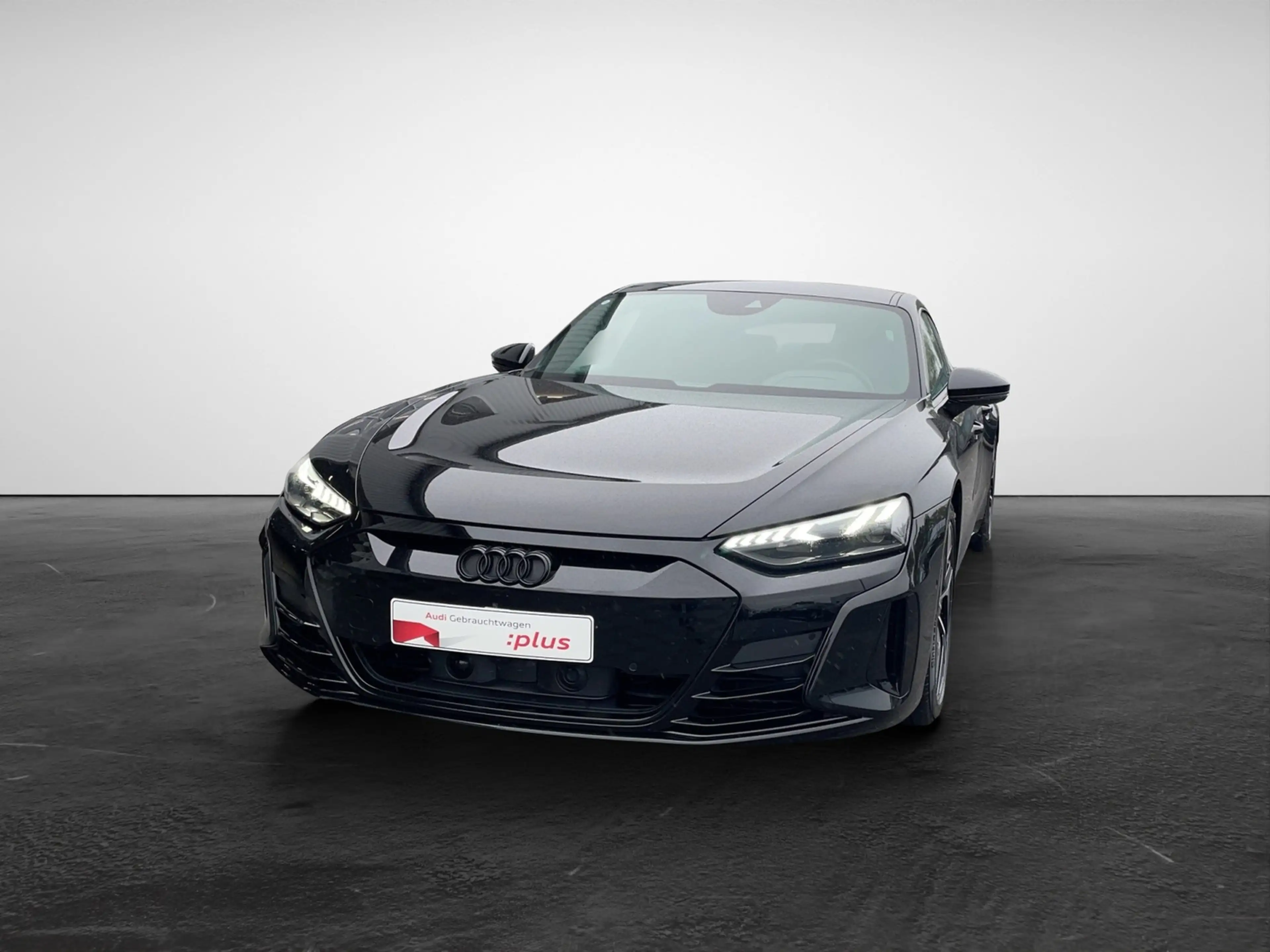 Audi e-tron GT quattro — photo 2