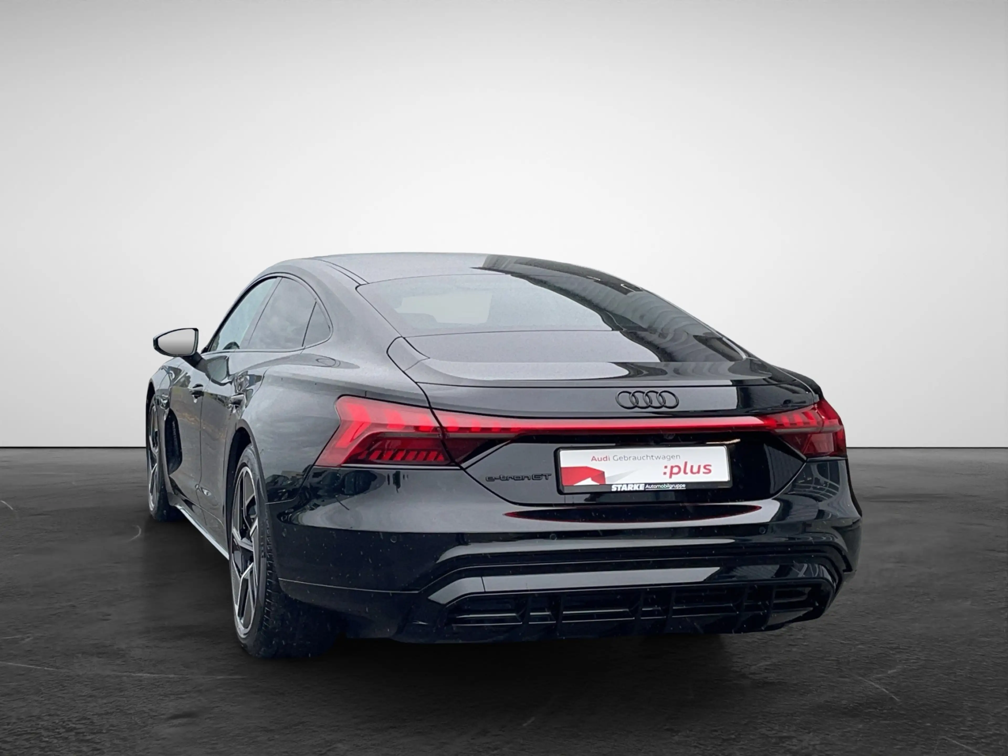 Audi e-tron GT quattro — photo 4