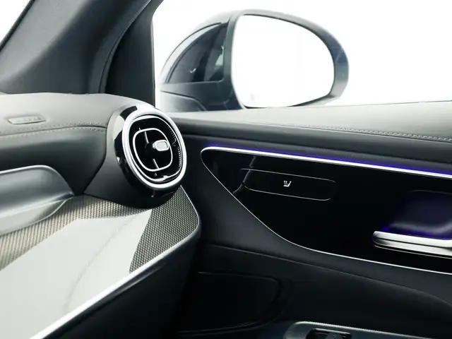 Mercedes-Benz GLC view 14