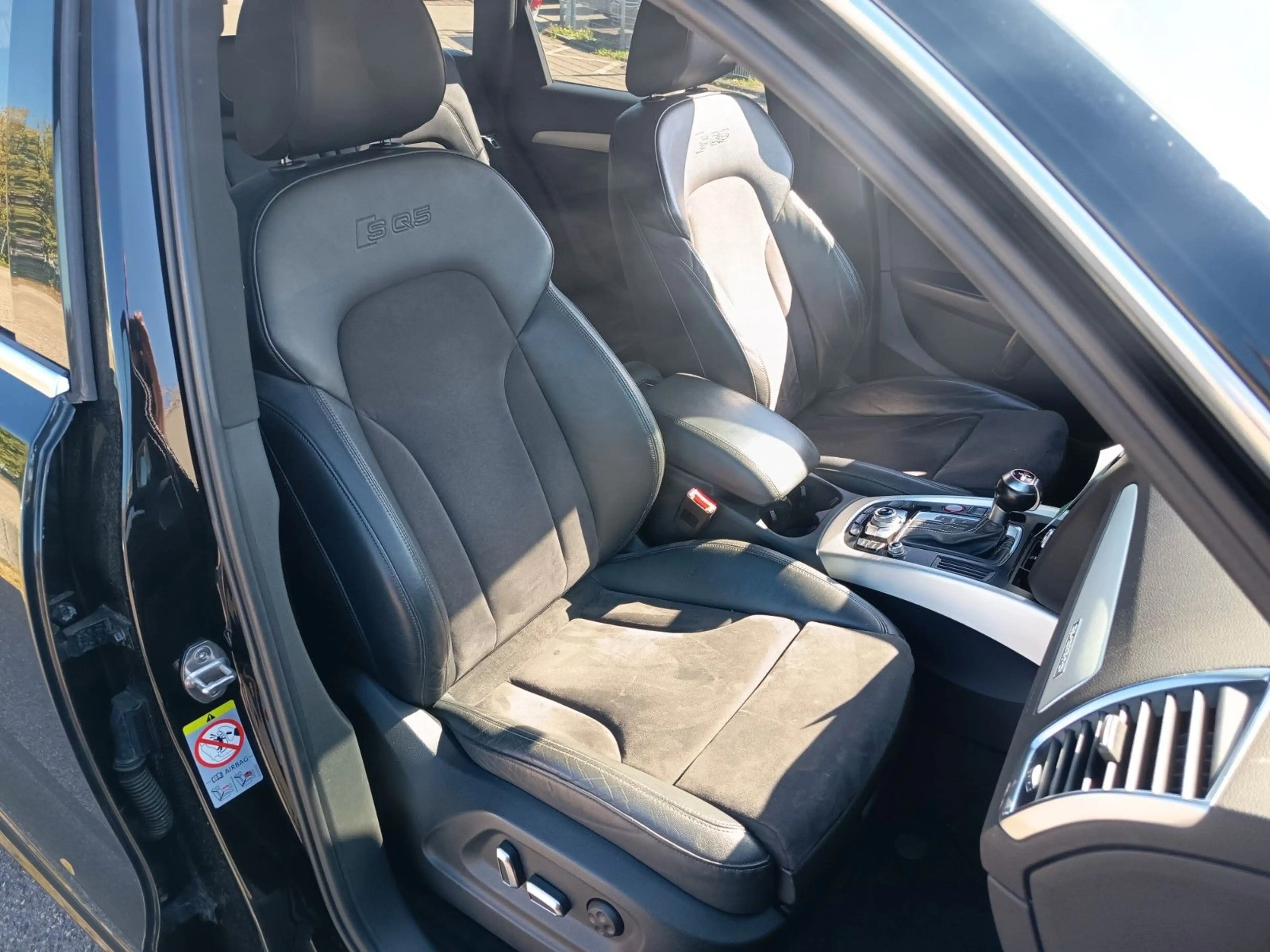 Audi SQ5 3.0 TDI quattro — photo 10