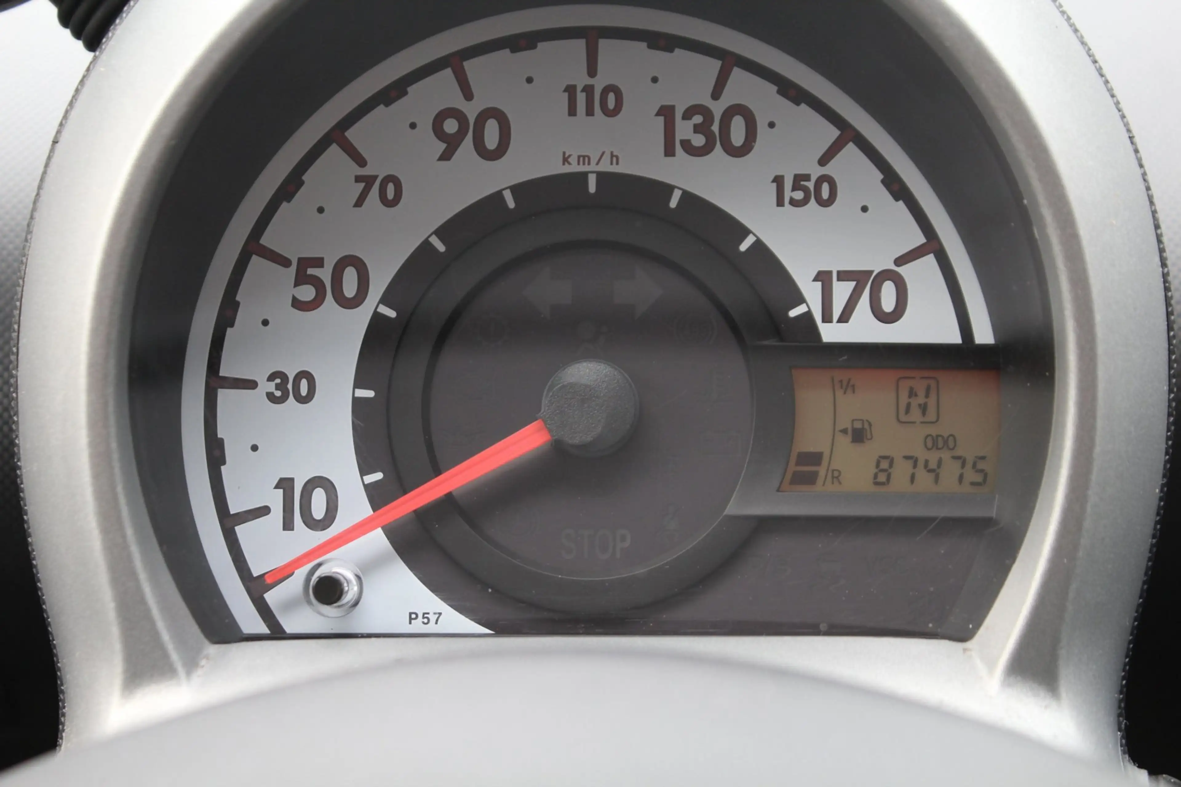 Peugeot 107 1.0 Active | Automaat | 5 Deurs | Airco | 87 DKM | — photo 13