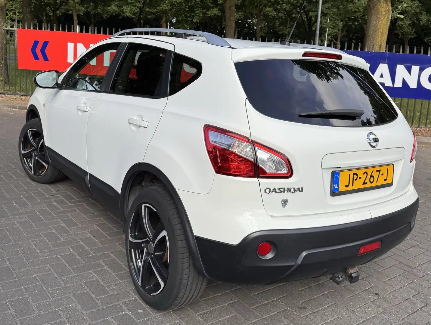 Nissan Qashqai 1.6 Connect Edition voor & achtercamera Wit - 2
