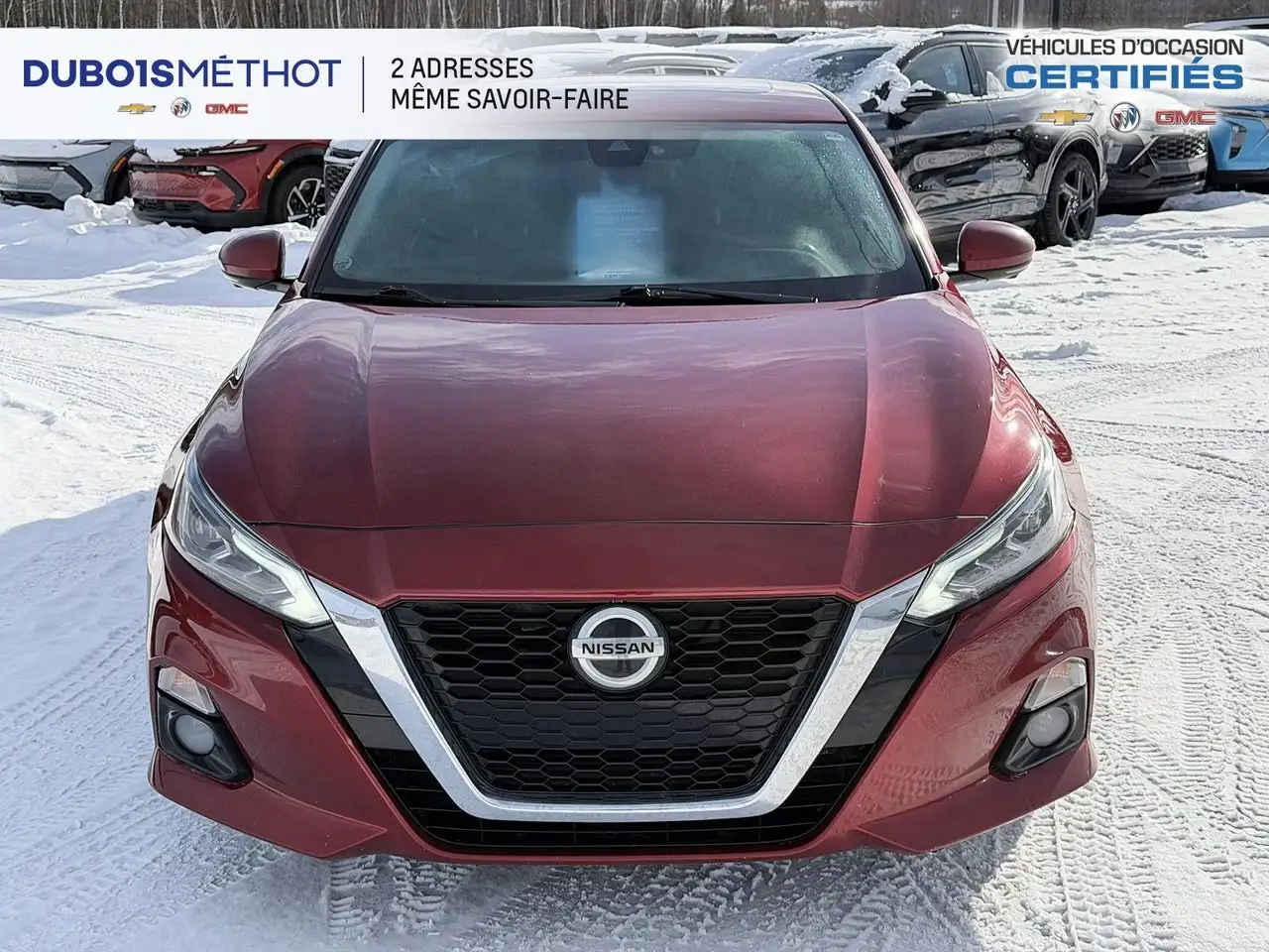 Nissan Altima снимка Nissan Altima