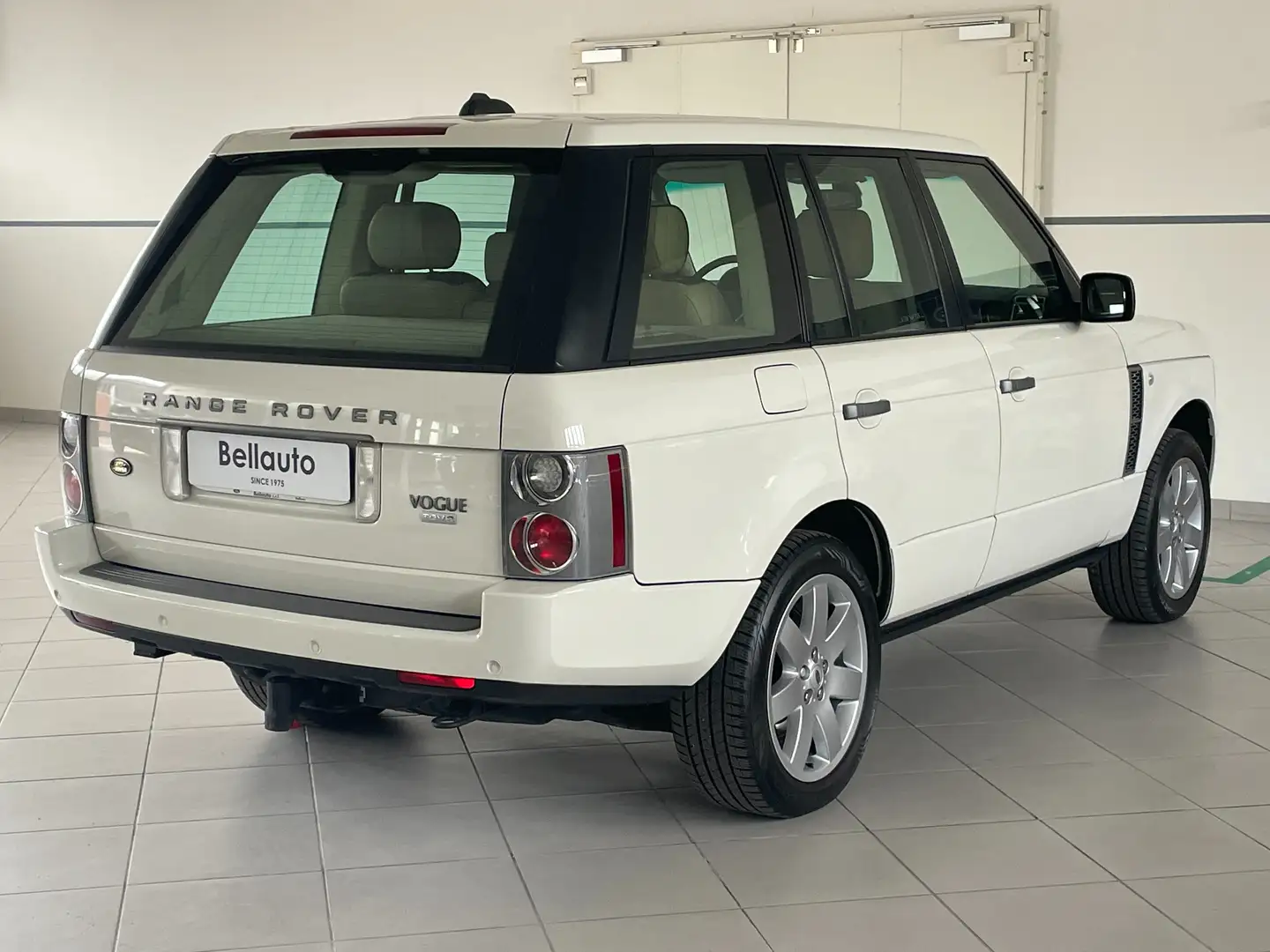 Land Rover Range Rover Range Rover 3.6 tdV8 Vogue auto Blanc - 2